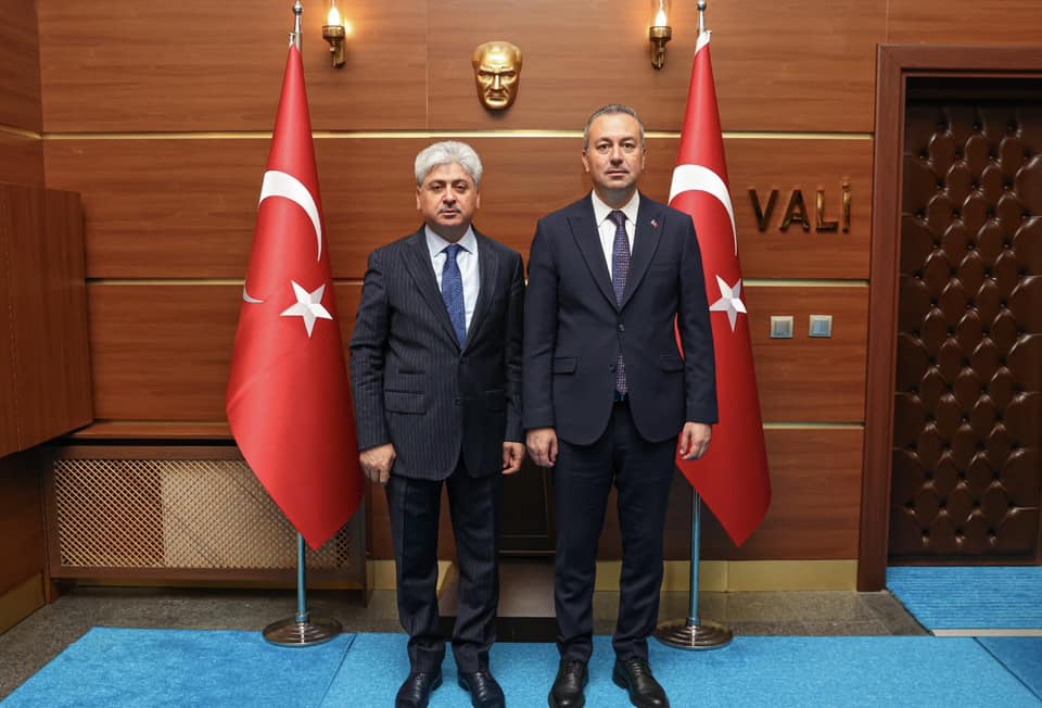 Belediye Başkanı Adem Uzun Sakaryadaydı Belediye Başkanı Adem Uzun Sakaryadaydı