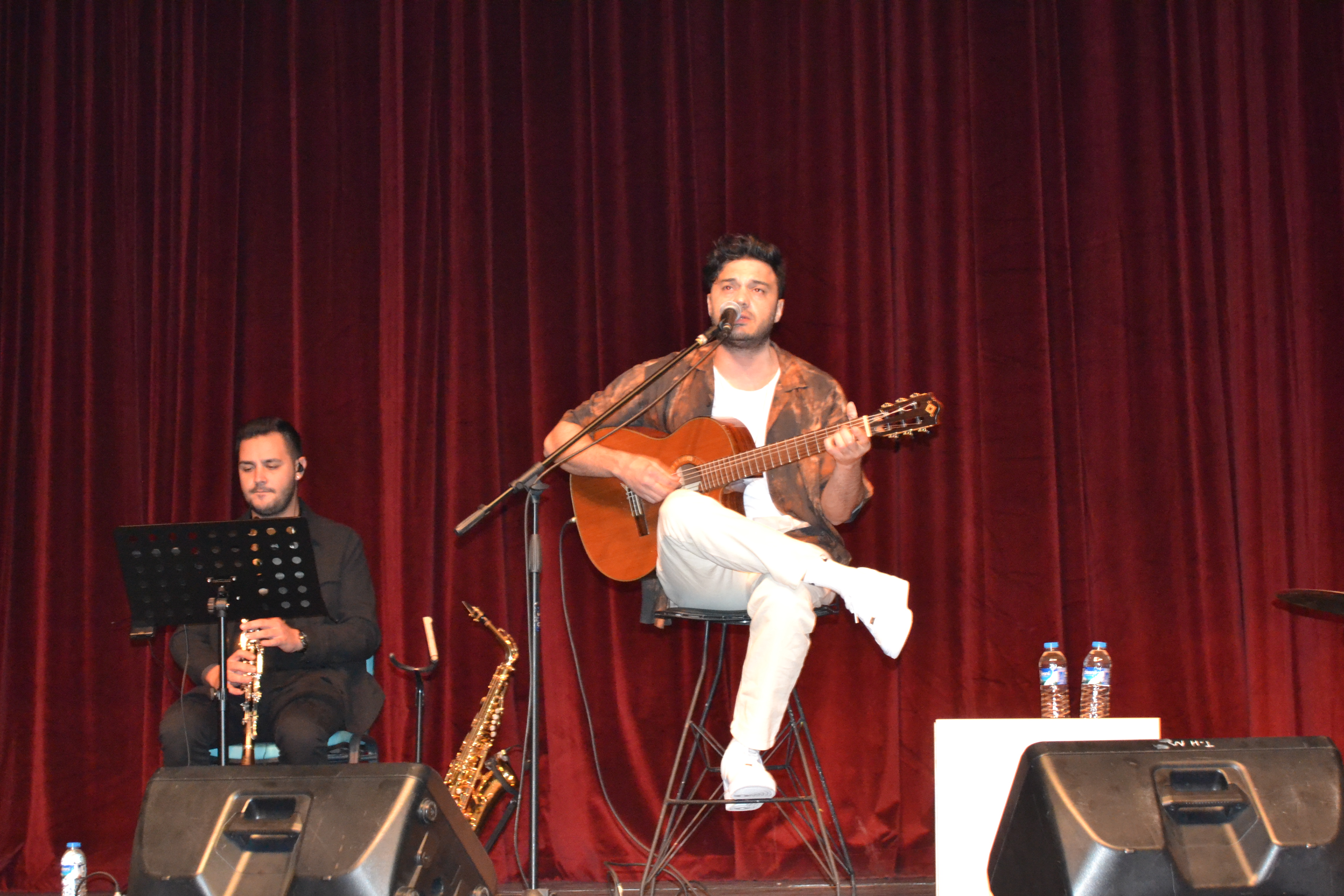 Sivas'ta İlyas Yalçıntaş Rüzgarı esti Sivas'ta İlyas Yalçıntaş Rüzgarı esti