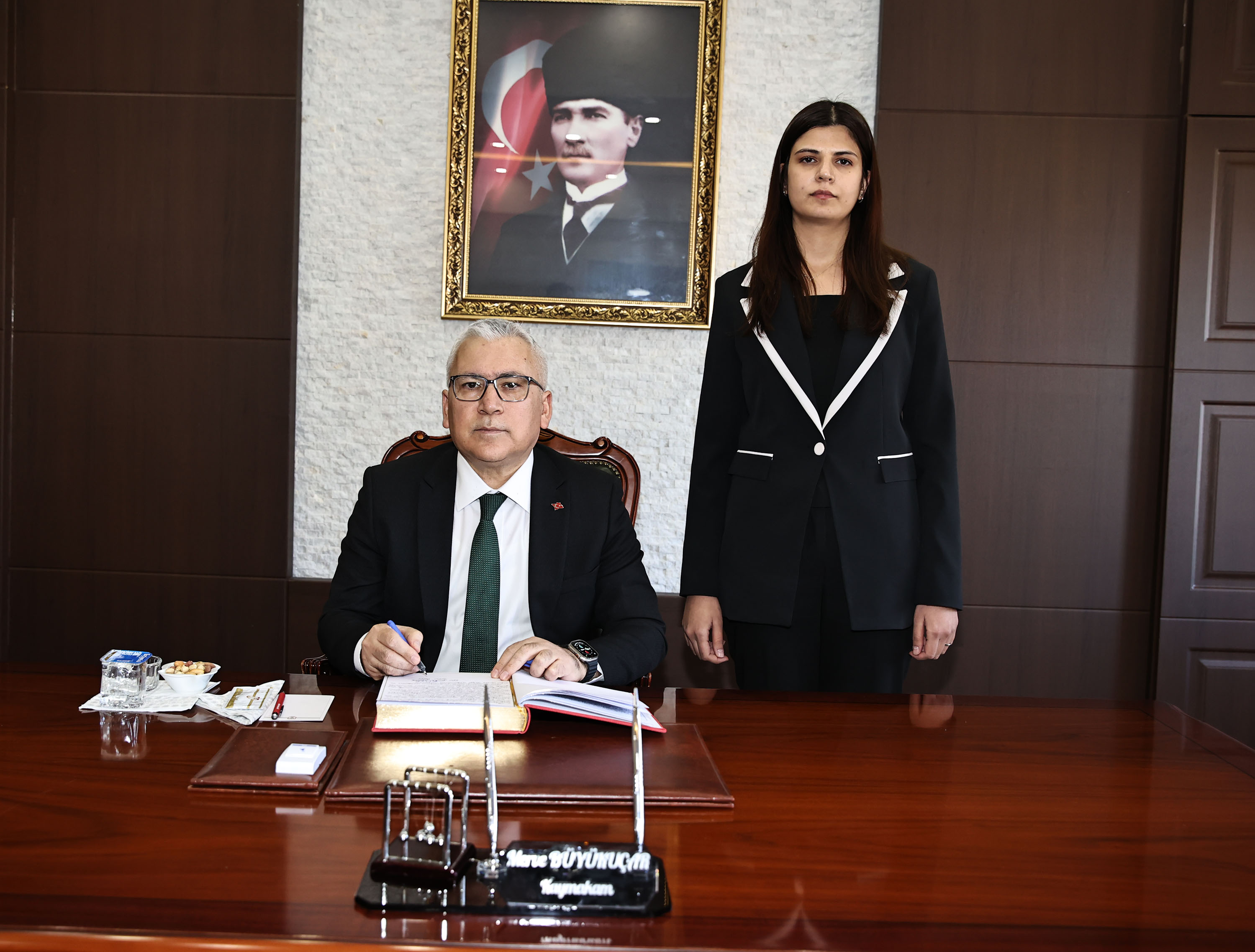 Vali Yılmaz Şimşek Kangal İlçesini Ziyaret Etti Vali Yılmaz Şimşek Kangal İlçesini Ziyaret Etti