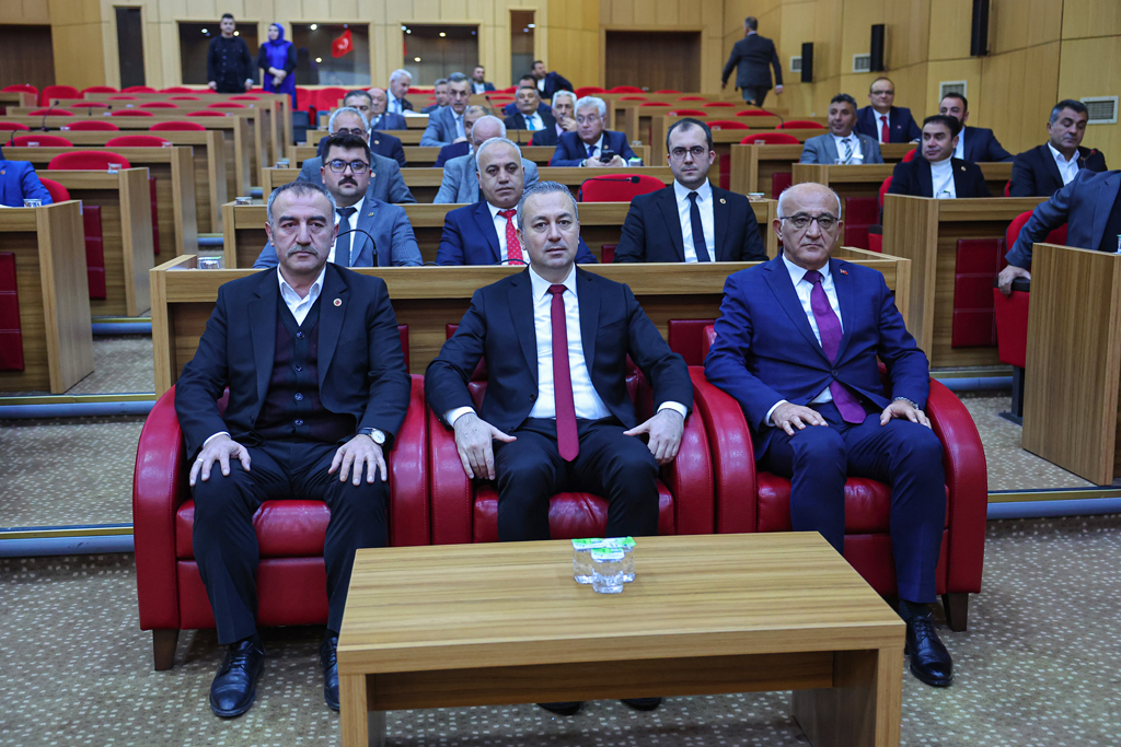 BAŞKAN UZUN İL GENEL MECLİSİ’NE KONUK OLDU BAŞKAN UZUN İL GENEL MECLİSİ’NE KONUK OLDU