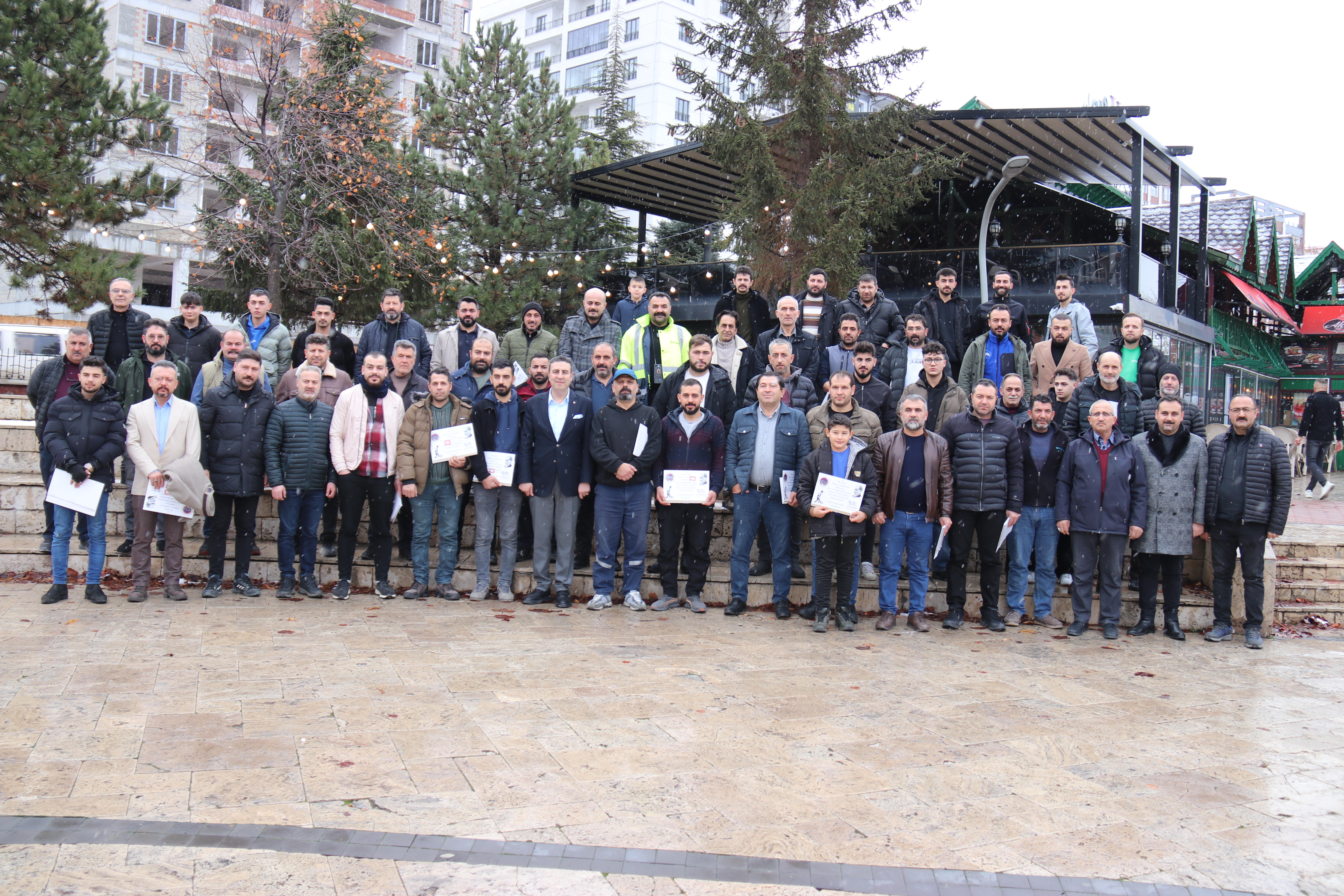 TESVİYECİLER ODASI , ÜYELERİYLE BULUŞTU TESVİYECİLER ODASI , ÜYELERİYLE BULUŞTU