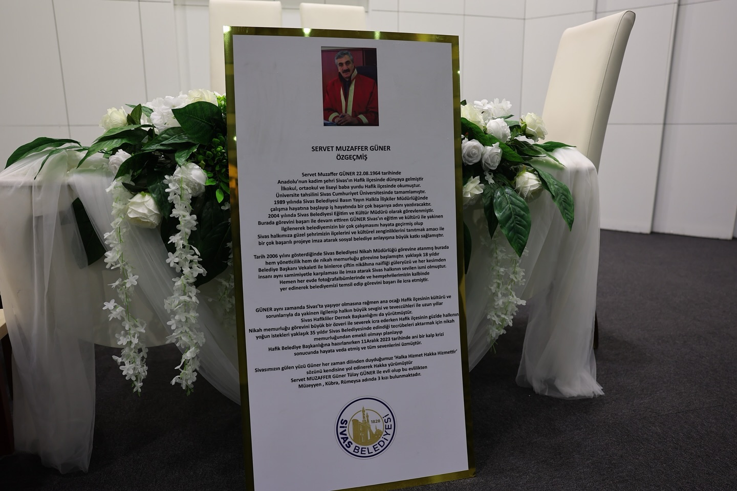Sivas Belediyesi Nikah Memuru Servet Muzaffer Güner'in ismi Nikah Salonuna verildi Sivas Belediyesi Nikah Memuru Servet Muzaffer Güner'in ismi Nikah Salonuna verildi