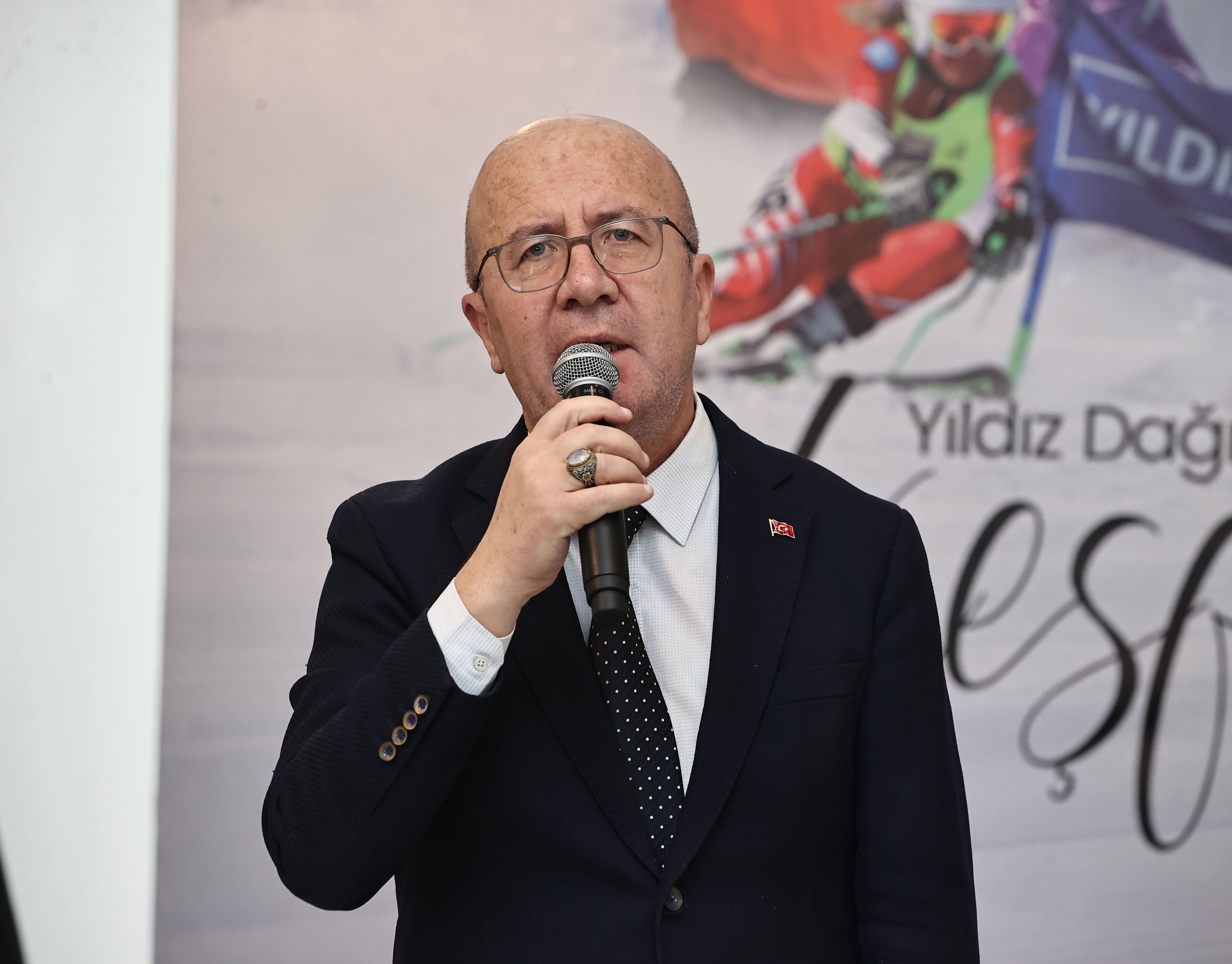 Vali Şimşek, Yıldız Dağı'nda Basın Mensupları İle Bir Araya Geldi Vali Şimşek, Yıldız Dağı'nda Basın Mensupları İle Bir Araya Geldi