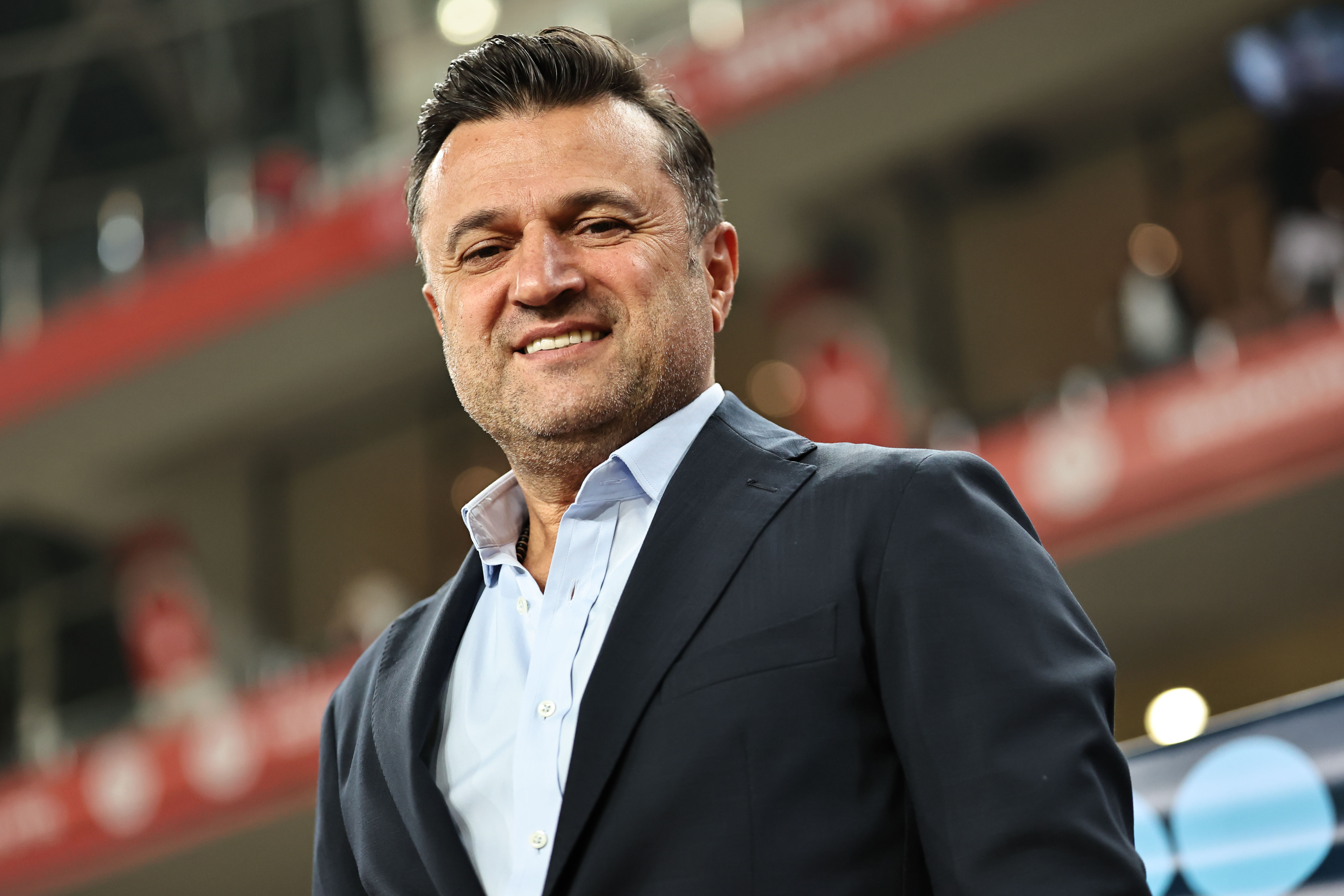 Bülent Uygun ile Yollar Ayrıldı Bülent Uygun ile Yollar Ayrıldı