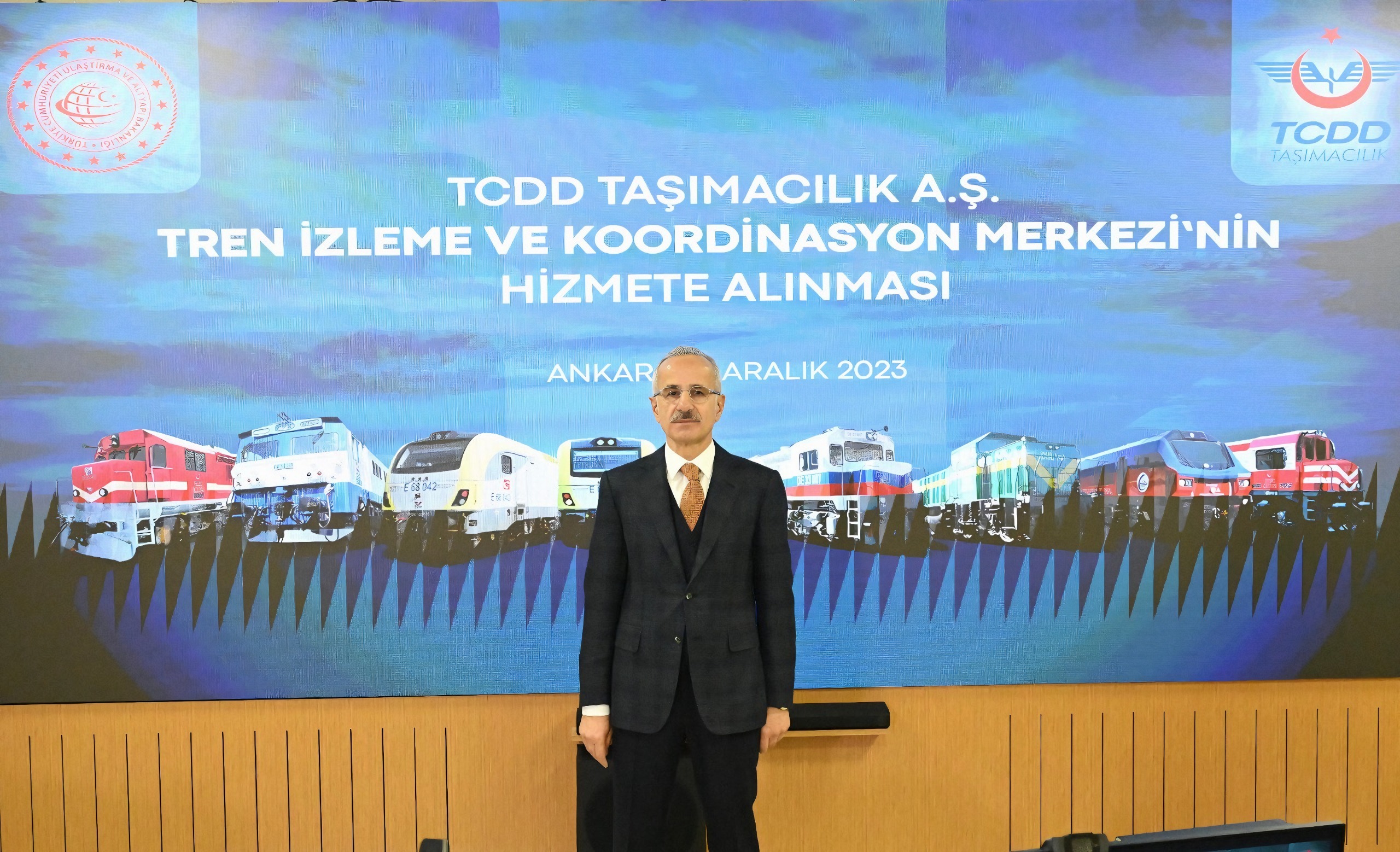 DEMİRYOLLARINDA YAPAY ZEKA DÖNEMİ DEMİRYOLLARINDA YAPAY ZEKA DÖNEMİ