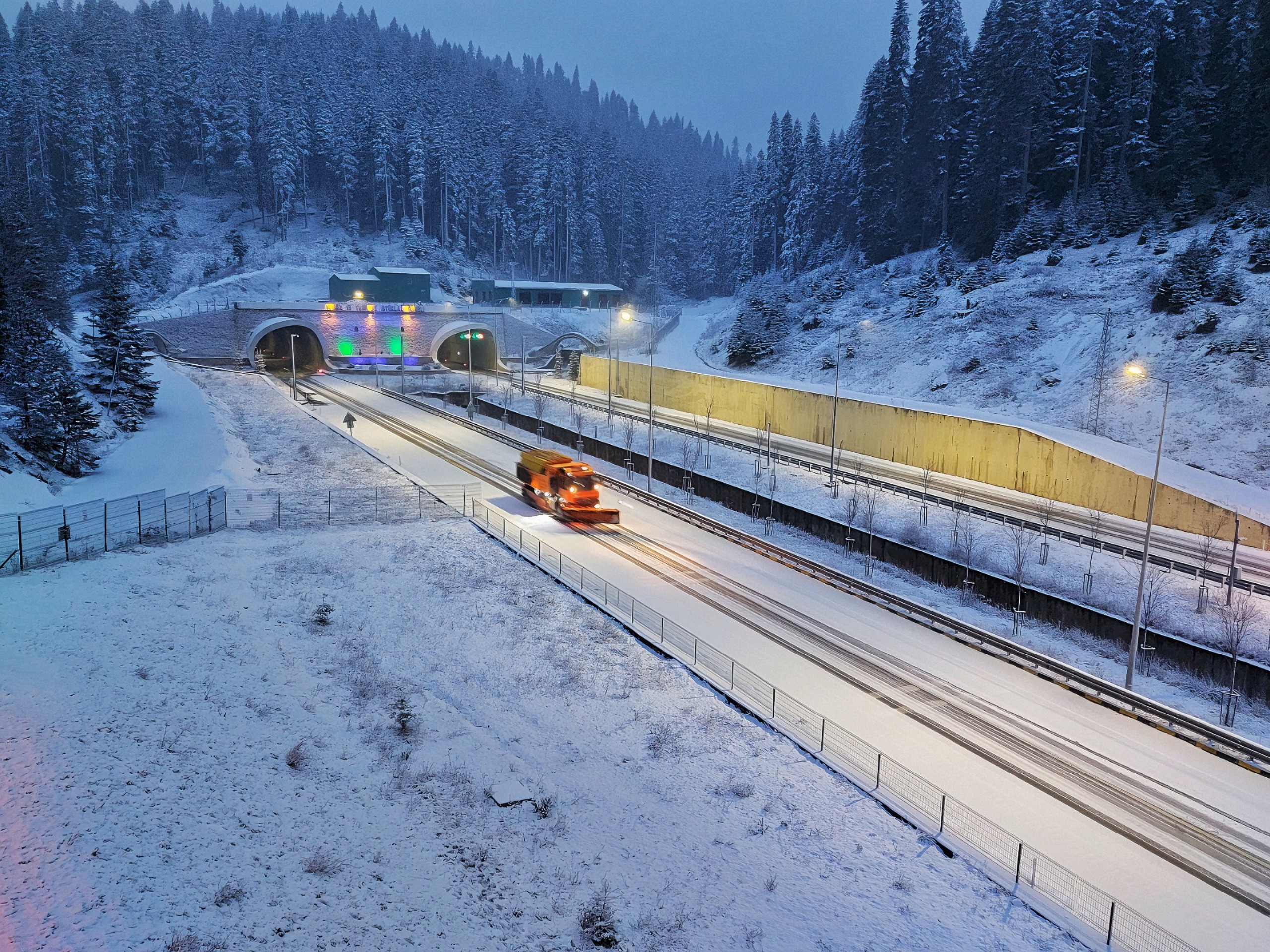 ILGAZ 15 TEMMUZ İSTİKLAL TÜNELİ 8 YAŞINDA ILGAZ 15 TEMMUZ İSTİKLAL TÜNELİ 8 YAŞINDA