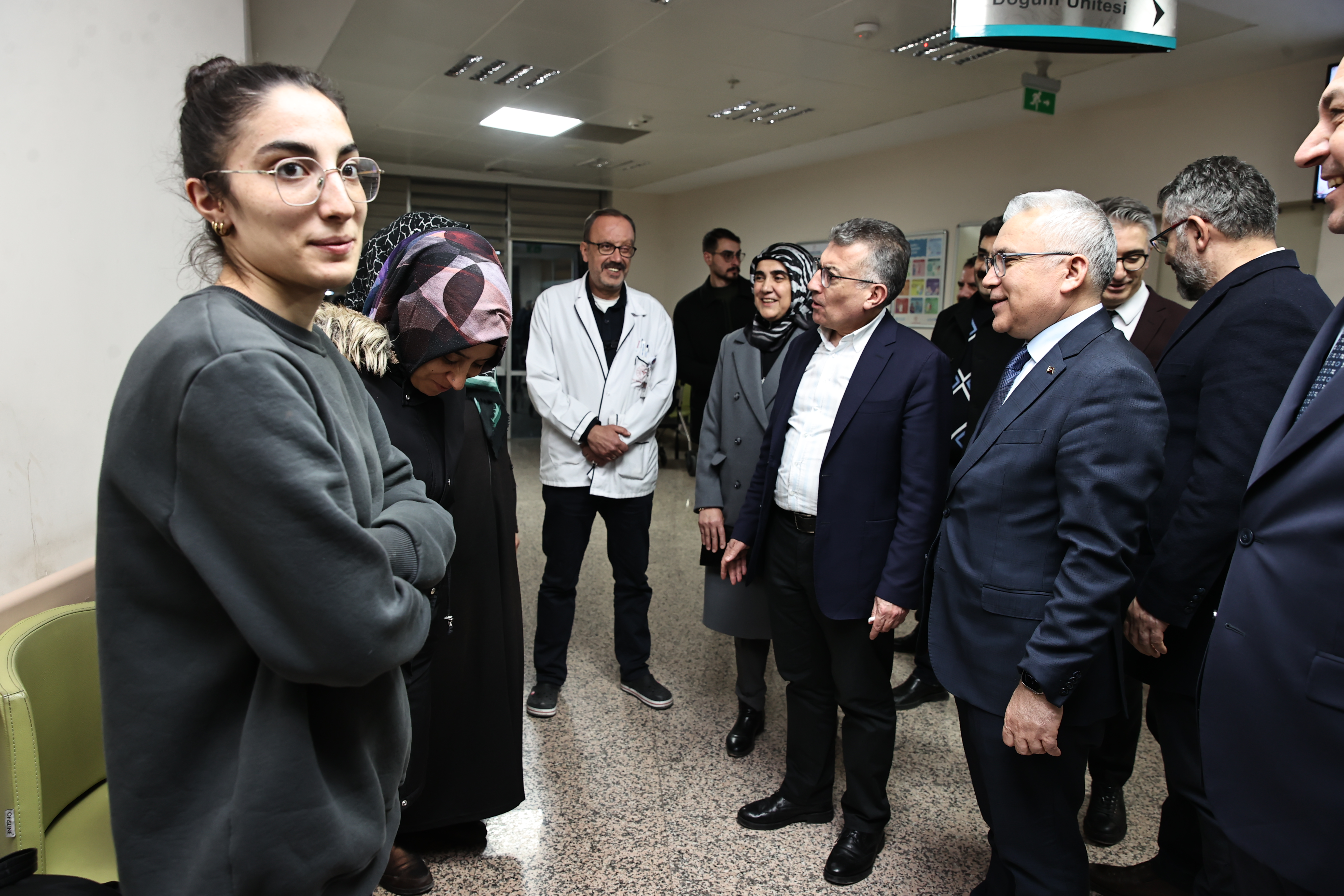 Vali Yılmaz Şimşek, Yeni Yılı Ziyaretler İle Karşıladı