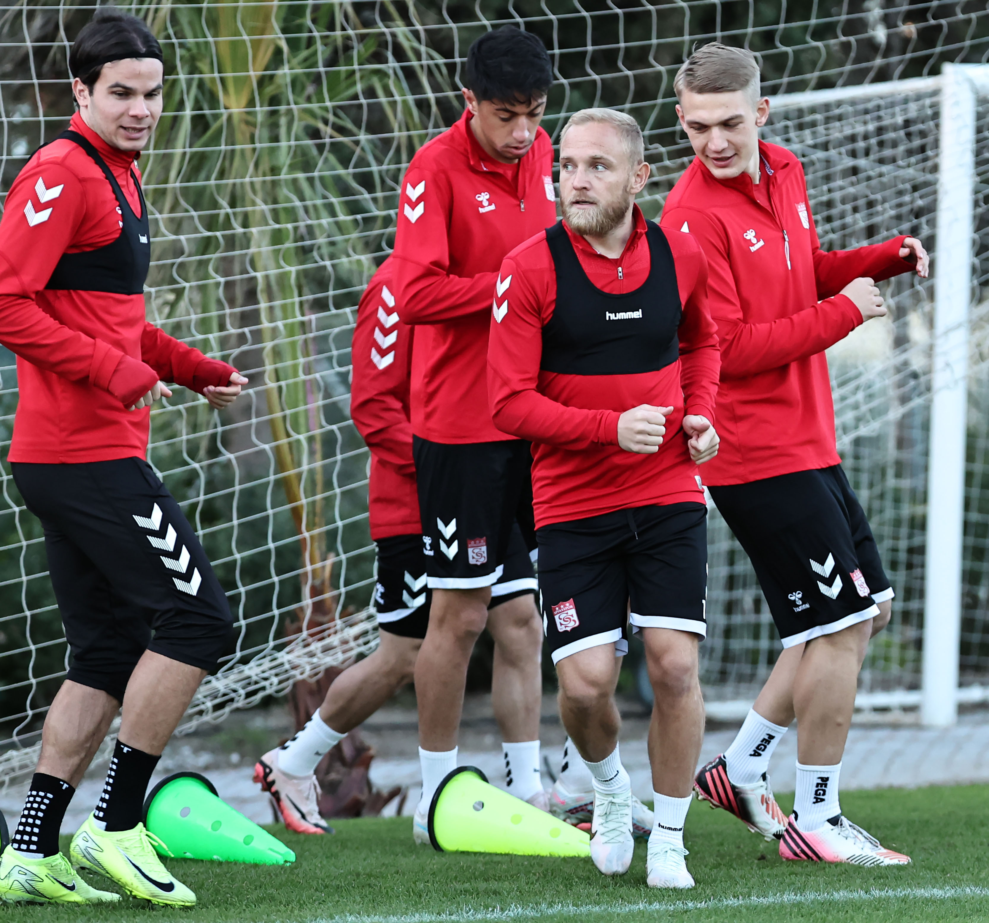 Yiğido'nun Antalya Kampı - 02 Ocak Akşam Yiğido'nun Antalya Kampı - 02 Ocak Akşam