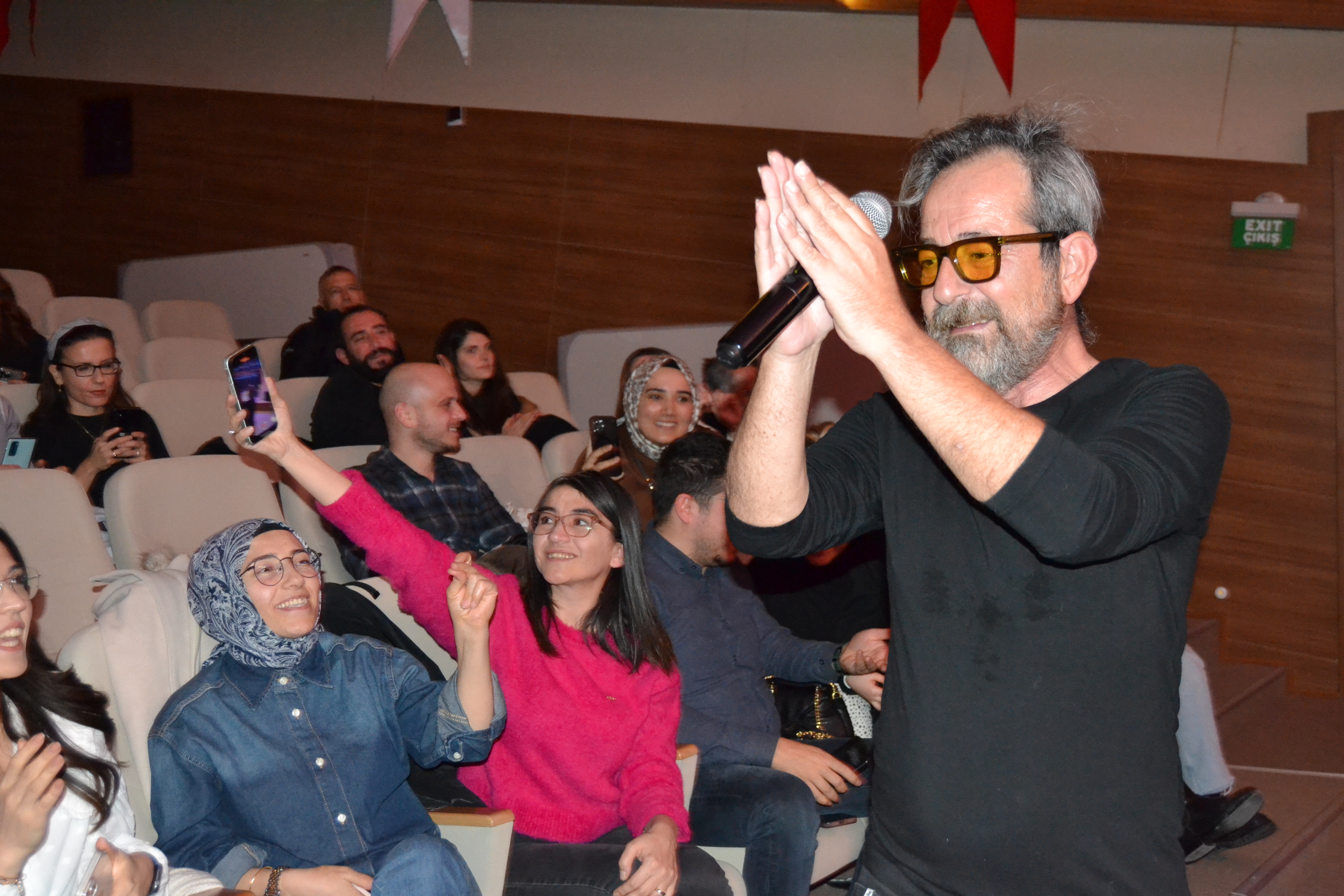 Sivas'ta Feridun Düzağaç Rüzgarı esti Sivas'ta Feridun Düzağaç Rüzgarı esti