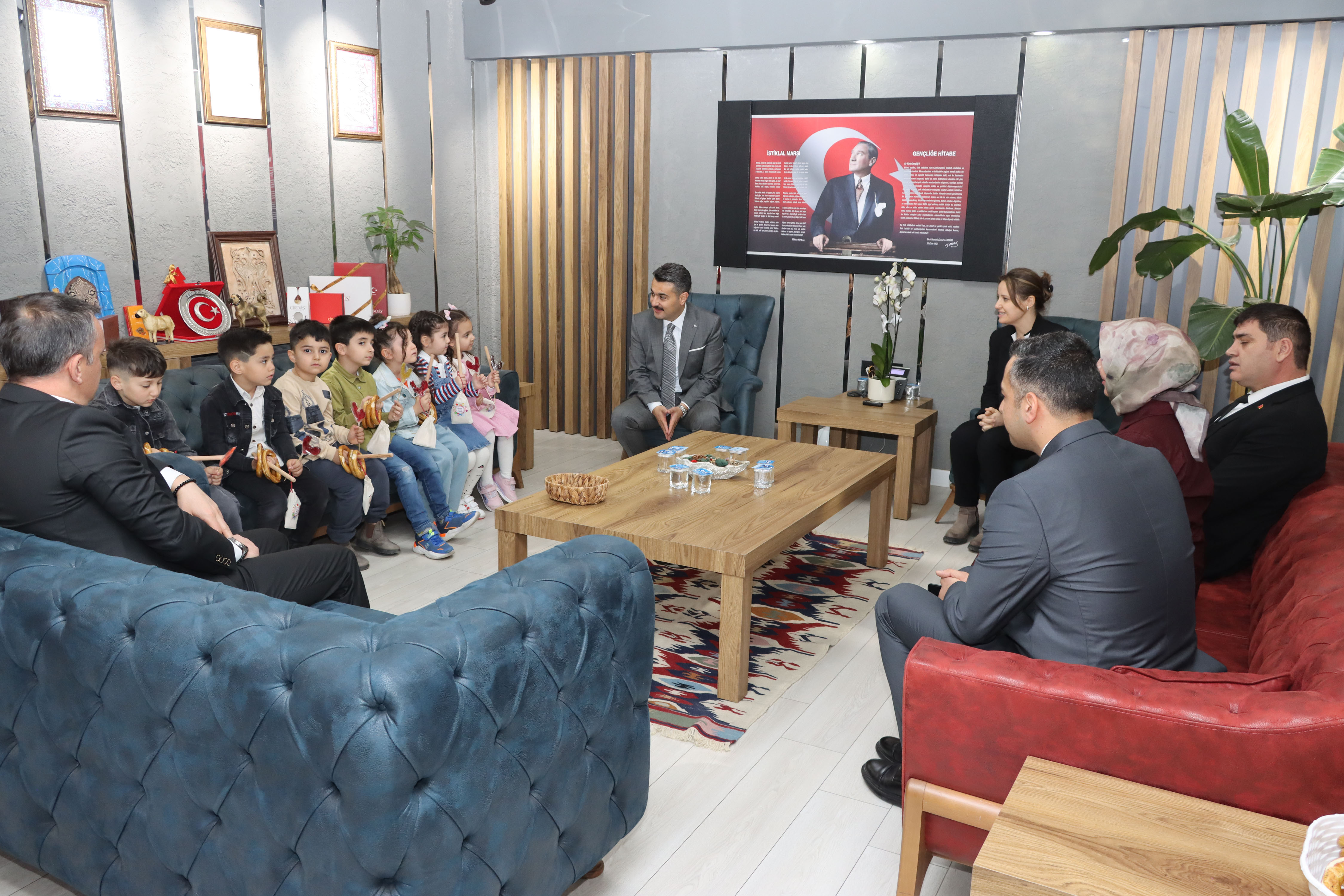 KÖKLERDEN GELECEĞE KÖKLERDEN GELECEĞE