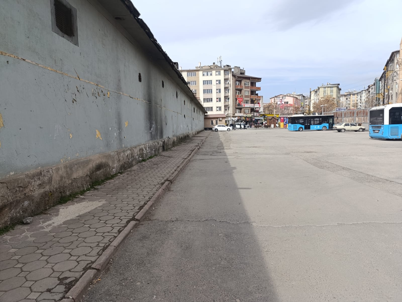 GELENEKSEL BAYRAM PAZARI TEKRAR KURULUYOR GELENEKSEL BAYRAM PAZARI TEKRAR KURULUYOR