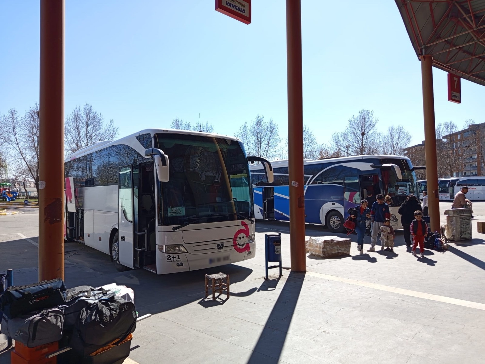 BAYRAMDA OTOBÜS FİRMALARINA EK SEFER BAYRAMDA OTOBÜS FİRMALARINA EK SEFER