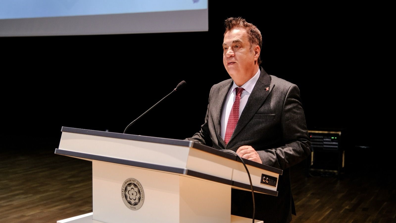 SCÜ’de İŞKUR Gençlik Programı Açılışı Gerçekleştirildi SCÜ’de İŞKUR Gençlik Programı Açılışı Gerçekleştirildi