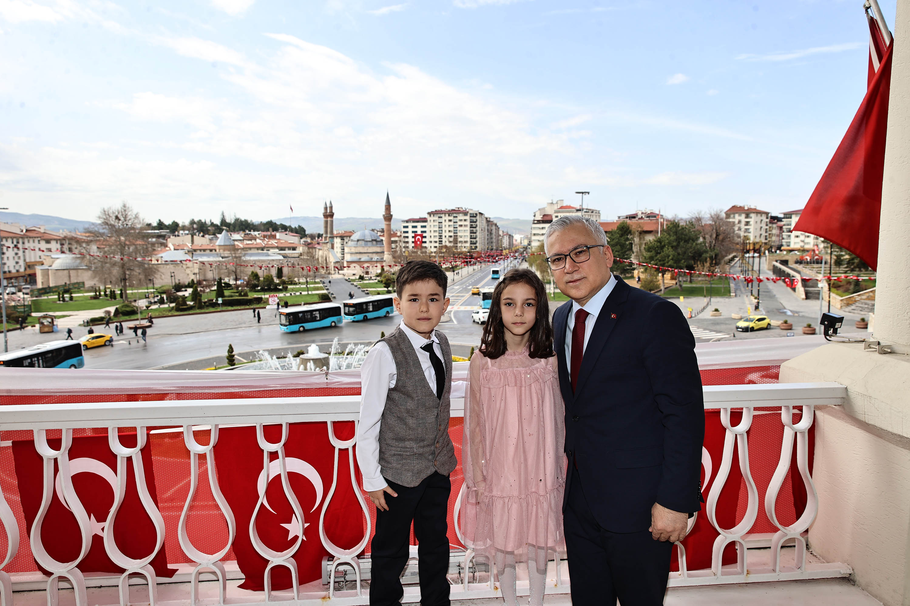 Sivas'ta 23 Nisan Coşkusu Sivas'ta 23 Nisan Coşkusu