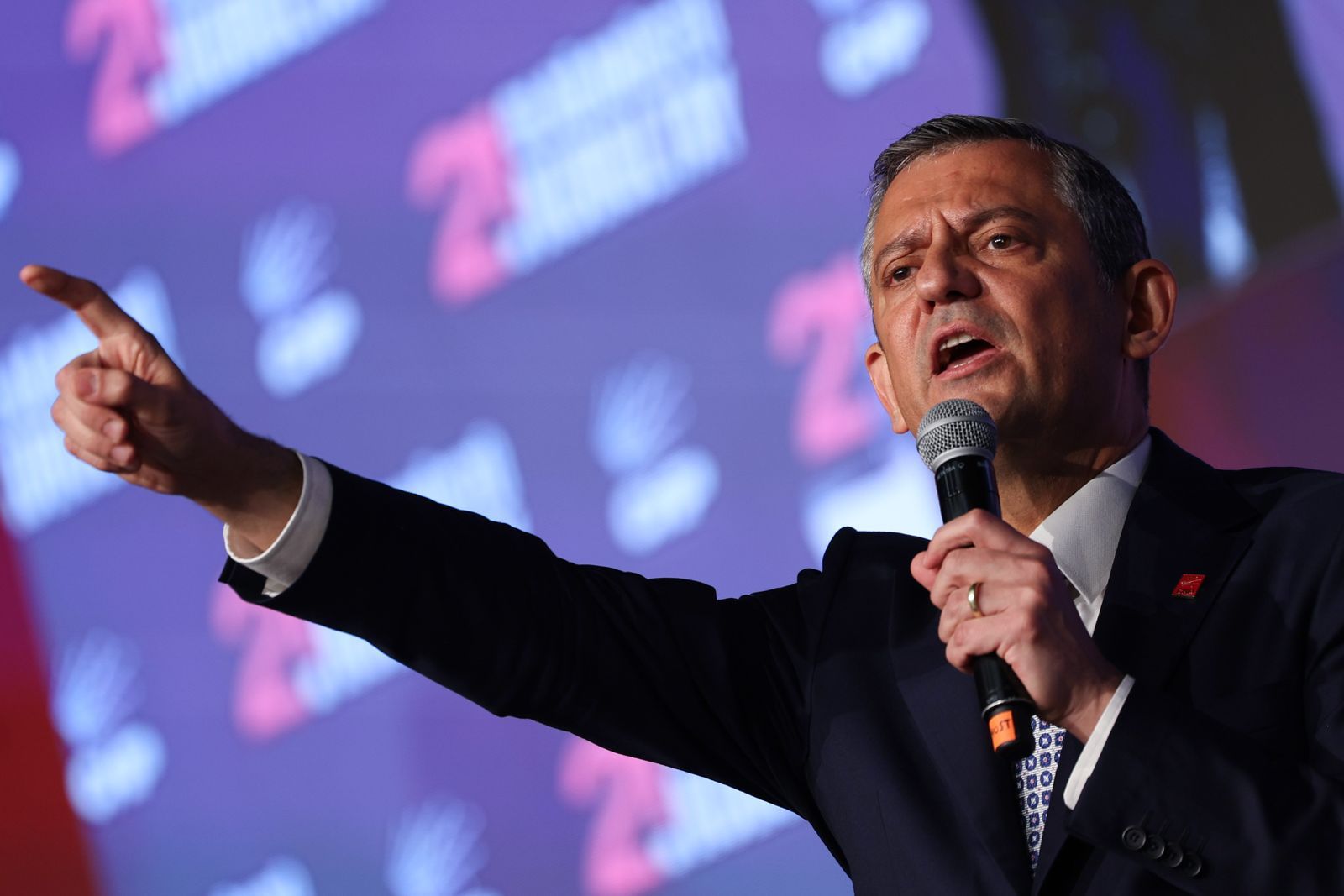 KARASU YENİDEN CHP’NİN “A TAKIMI”NDA KARASU YENİDEN CHP’NİN “A TAKIMI”NDA