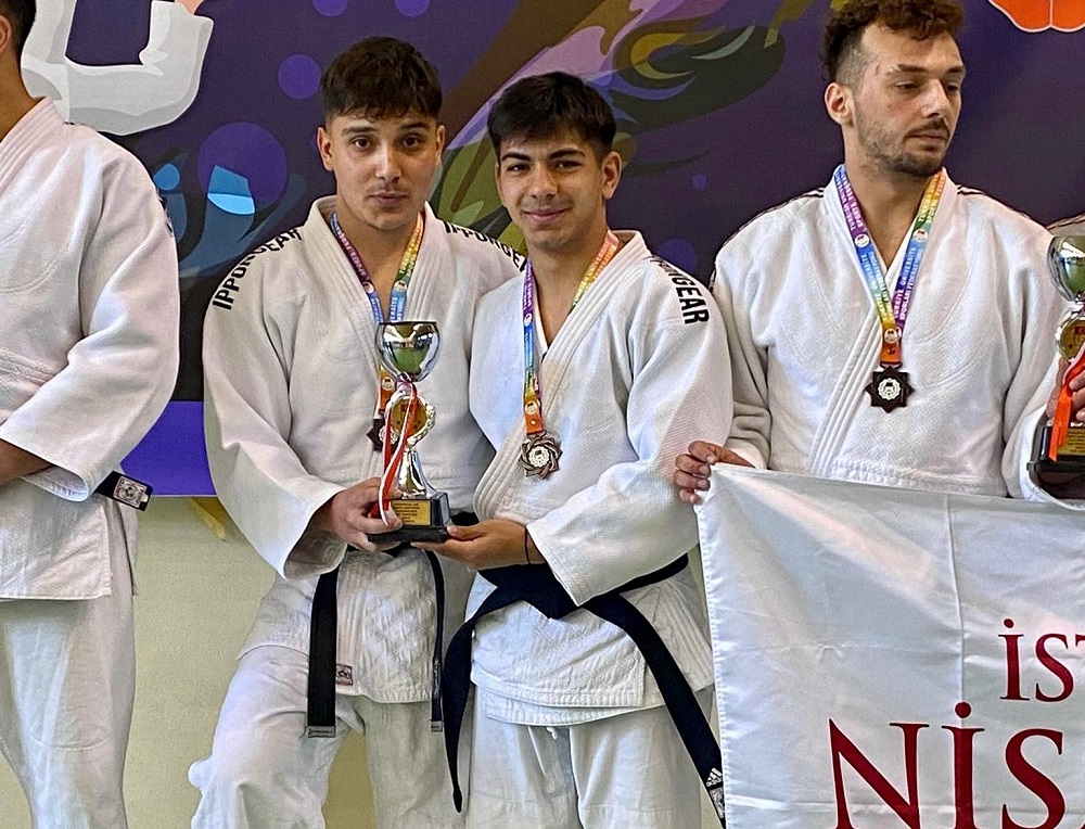 Cumhuriyet Üniversitesi Judo Takımı’ndan Önemli Başarı Cumhuriyet Üniversitesi Judo Takımı’ndan Önemli Başarı