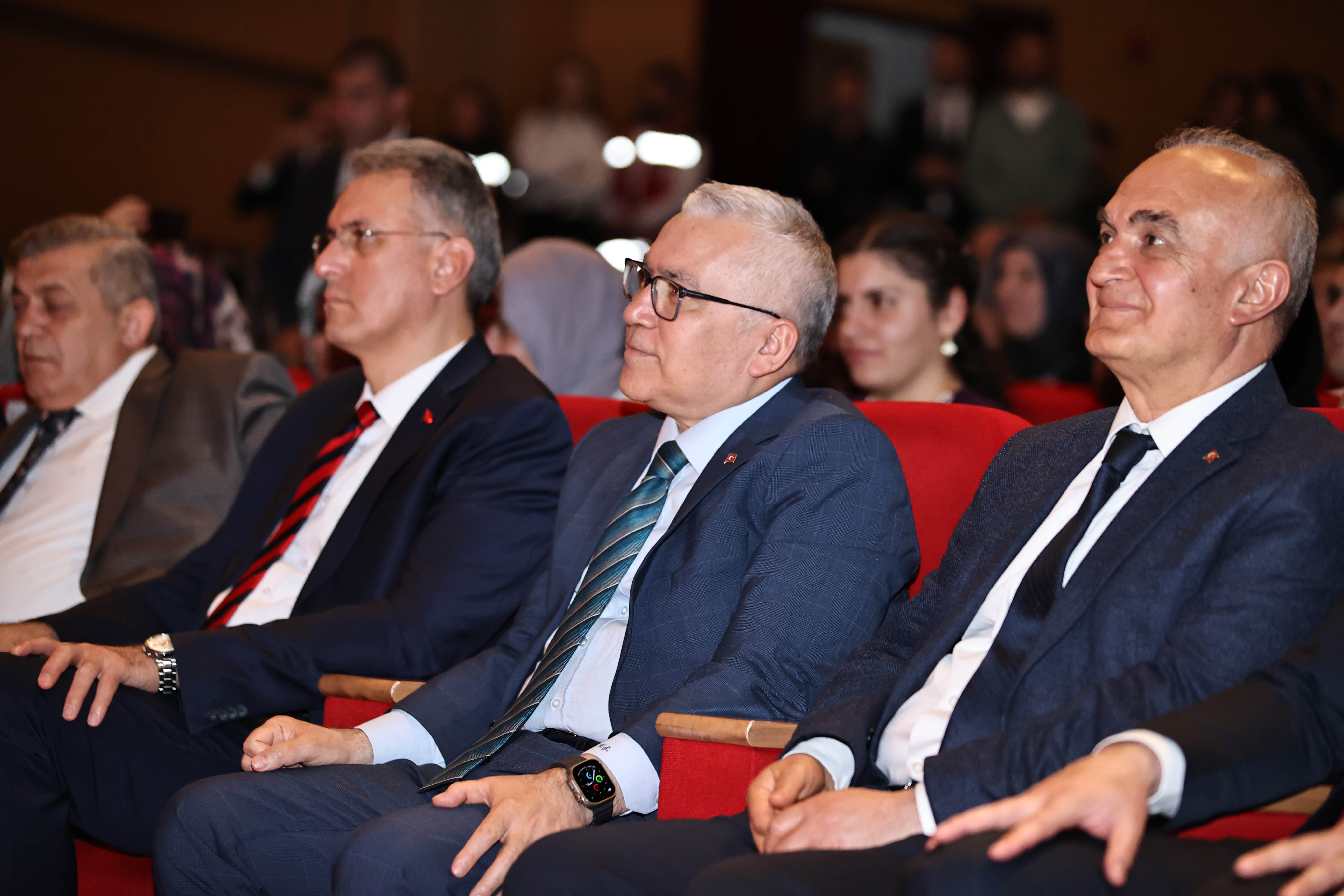 Engel Bedenlerde Değil, Zihinlerdedir