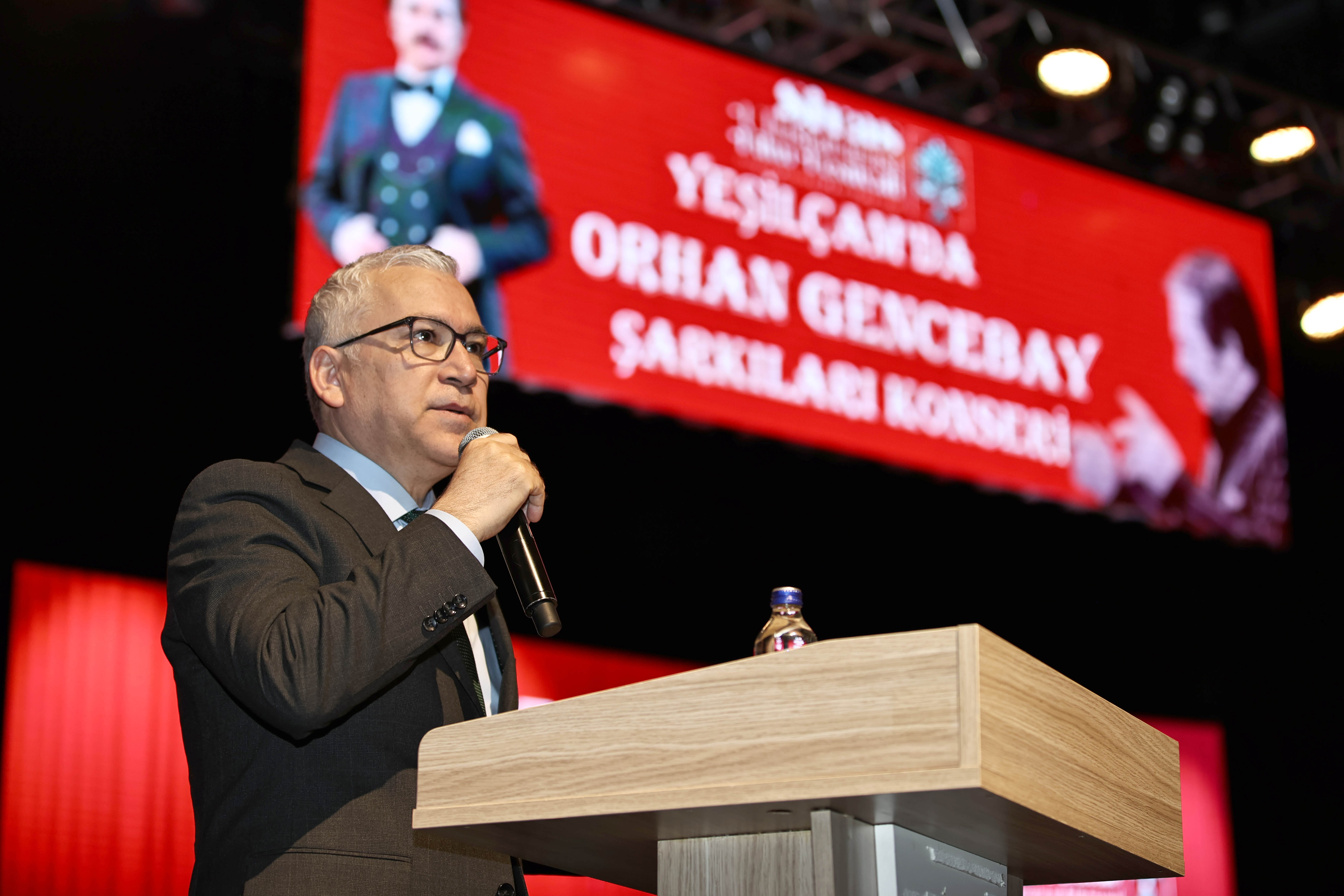Yeşilçam'da Orhan Gencebay Şarkıları Yeşilçam'da Orhan Gencebay Şarkıları