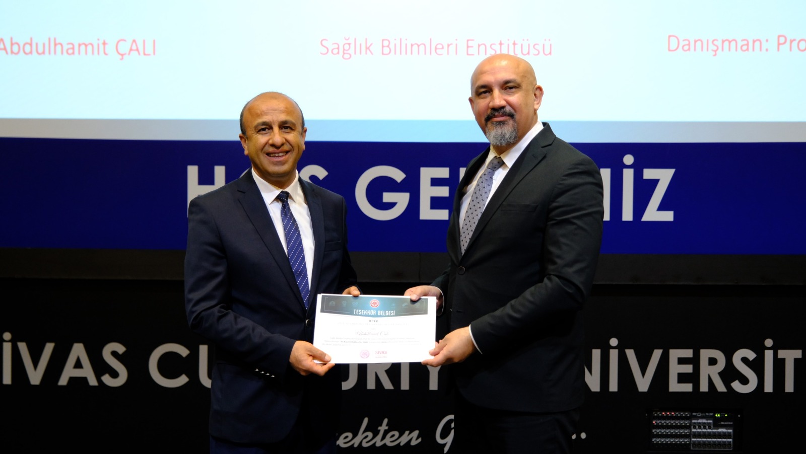 SCÜ’de Öğrenci Başarıları ve Bilimsel Projeler Kutlandı SCÜ’de Öğrenci Başarıları ve Bilimsel Projeler Kutlandı