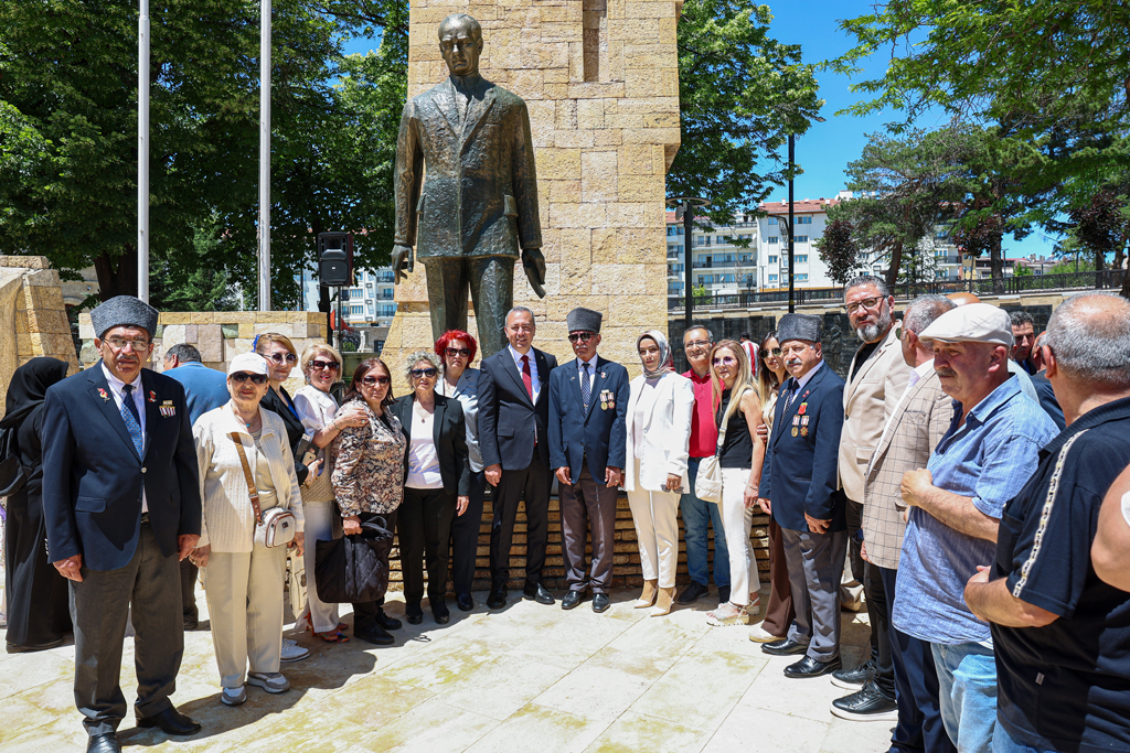 ATATÜRK ANITI'NIN ÇEVRE DÜZENLEMESİ TAMAMLANDI ATATÜRK ANITI'NIN ÇEVRE DÜZENLEMESİ TAMAMLANDI