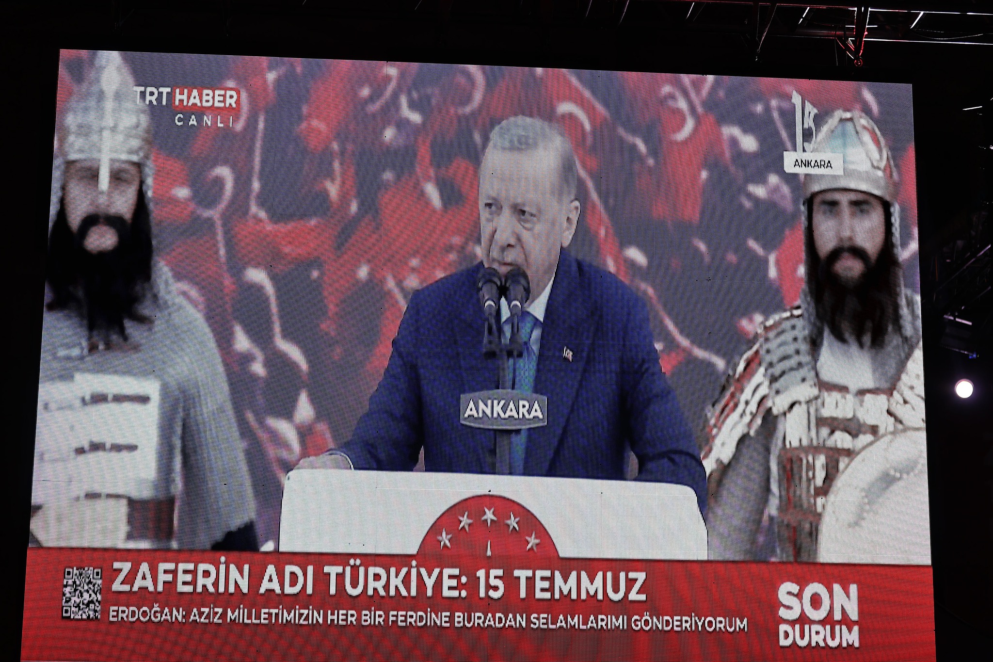 15 Temmuz nedeniyle yürüyüş ve Anma programı düzenlendi 15 Temmuz nedeniyle yürüyüş ve Anma programı düzenlendi