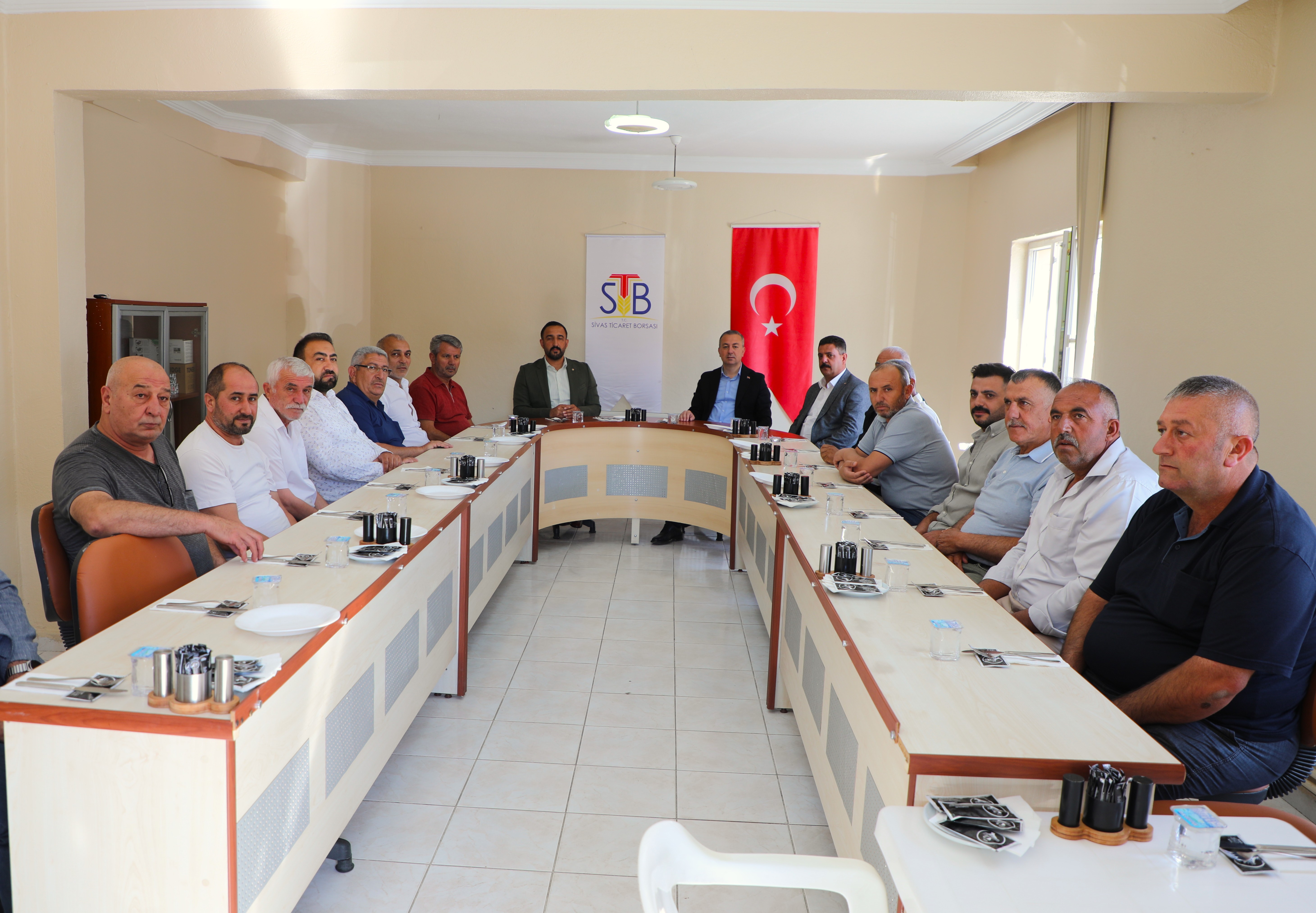 Sivas’ta Tarımın Geleceği İçin Güçlü Adımlar: Yeni Buğday Pazarı’nda Önemli İstişare