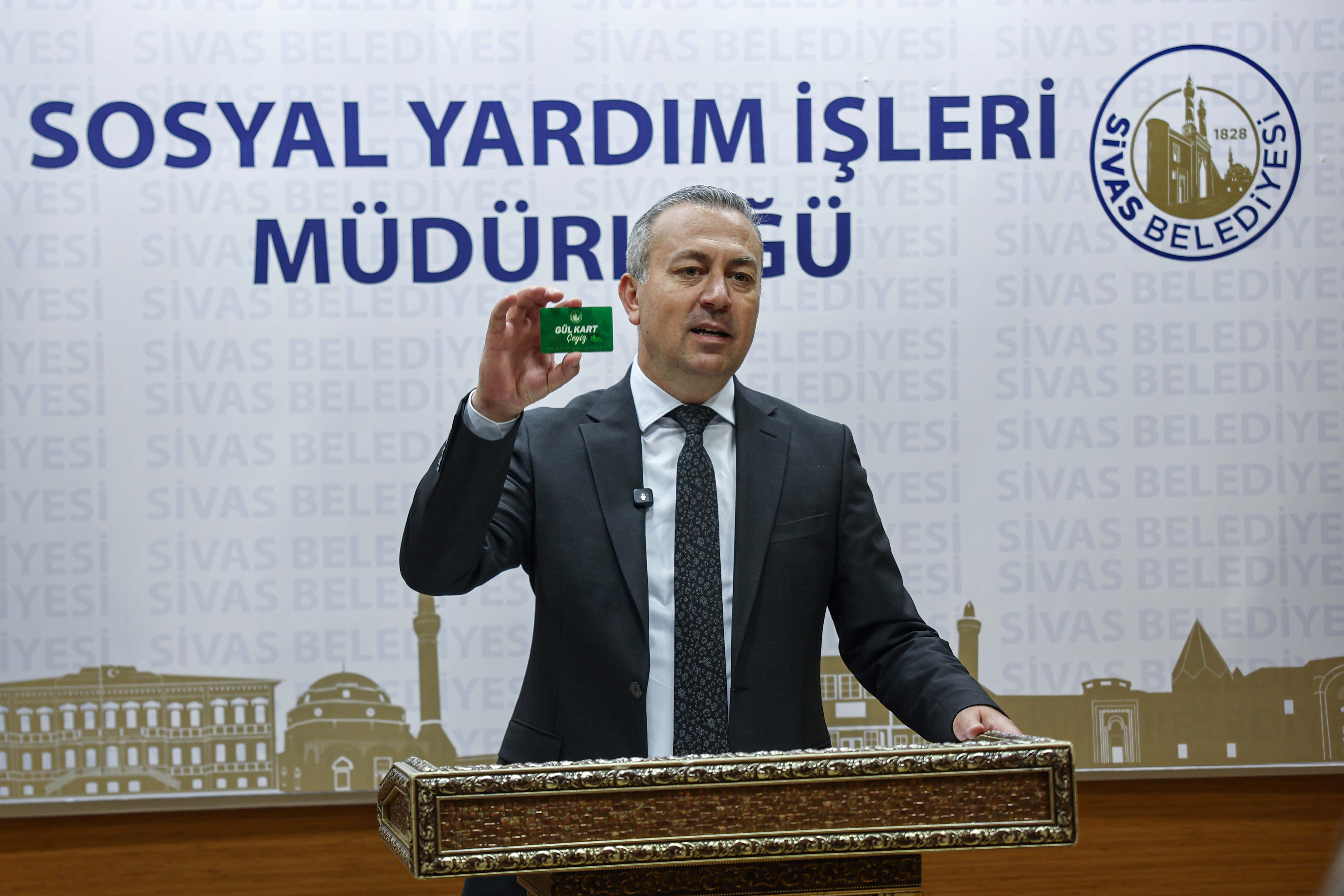 SİVAS BELEDİYESİ’NDEN YENİ EVLENEN ÇİFTLERE 20 BİN TL DESTEK SİVAS BELEDİYESİ’NDEN YENİ EVLENEN ÇİFTLERE 20 BİN TL DESTEK