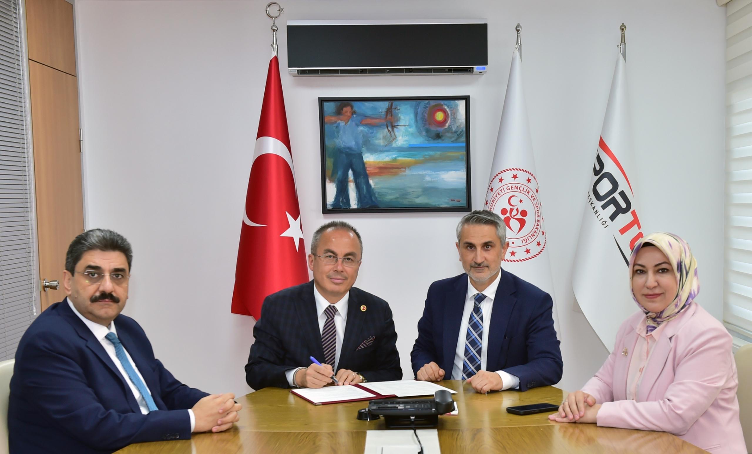 Sivas’a Yeni Spor Yatırımları Müjdesi Sivas’a Yeni Spor Yatırımları Müjdesi