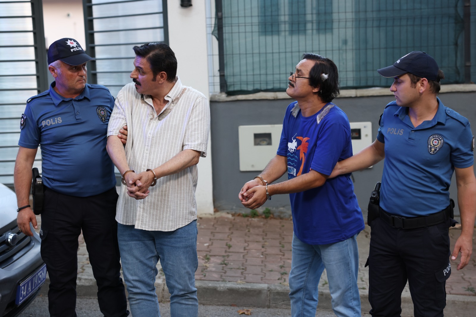 Geniş Aile Efsanesi Geri Dönüyor Geniş Aile Efsanesi Geri Dönüyor