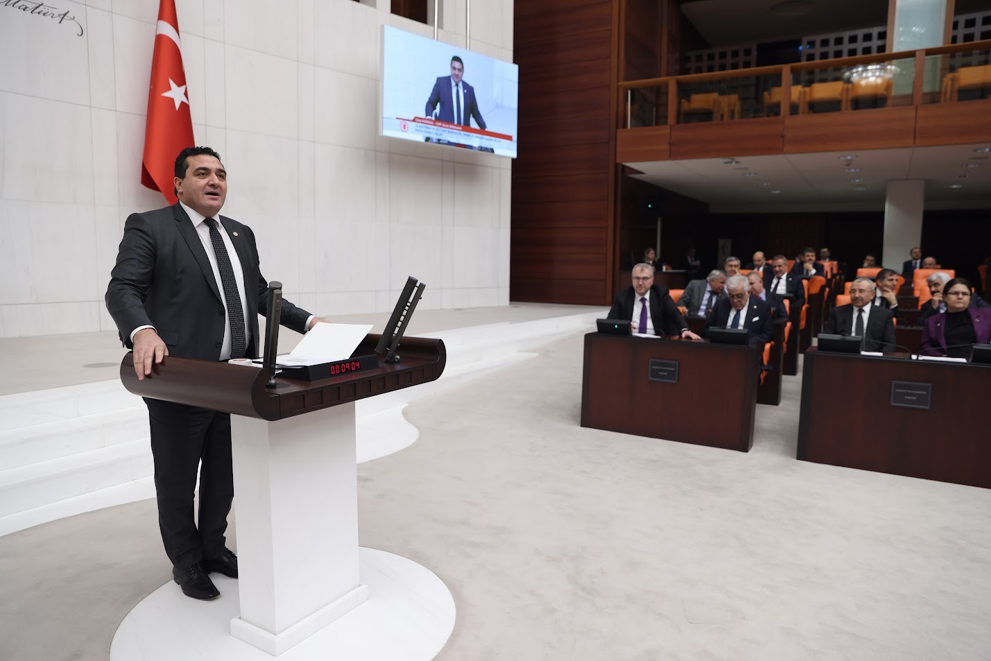 KARASU: “O TÜNELLERİ BİZ YAPACAĞIZ” KARASU: “O TÜNELLERİ BİZ YAPACAĞIZ”
