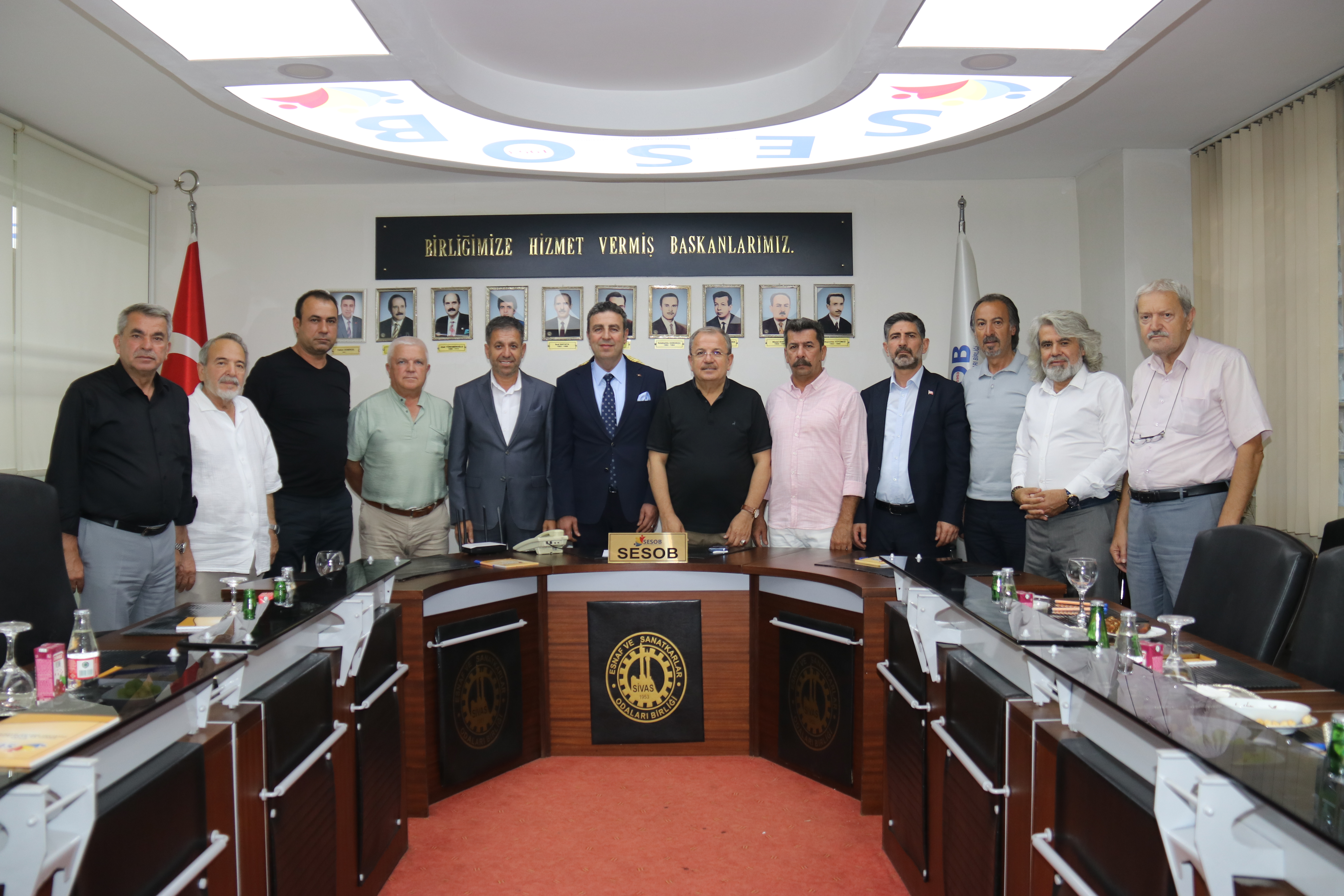 BERBER VE KUAFÖR ÇIRAKLARIMIZ MAĞDUR OLMASIN