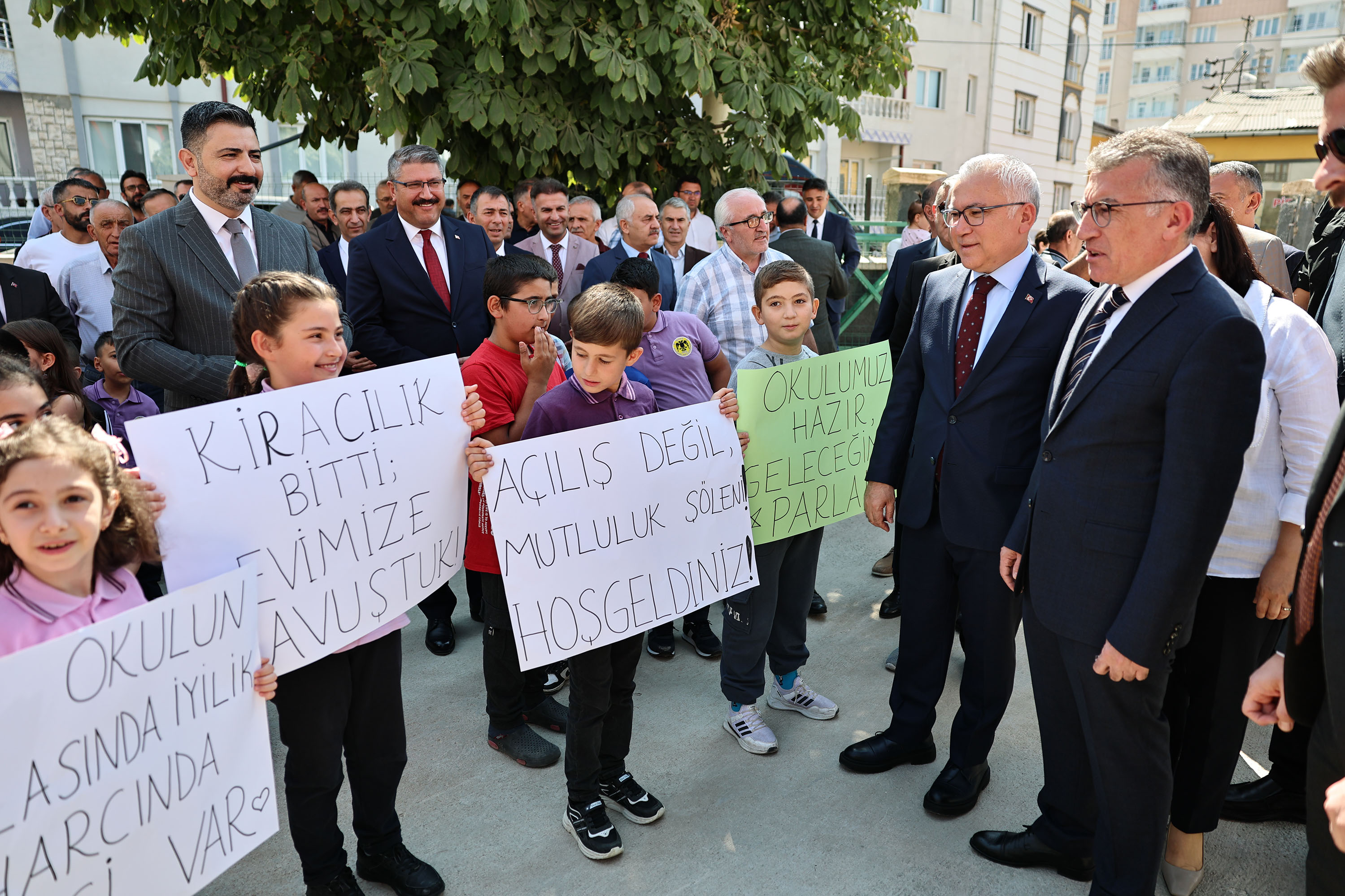 Burhan Haksever İlkokulu Açıldı