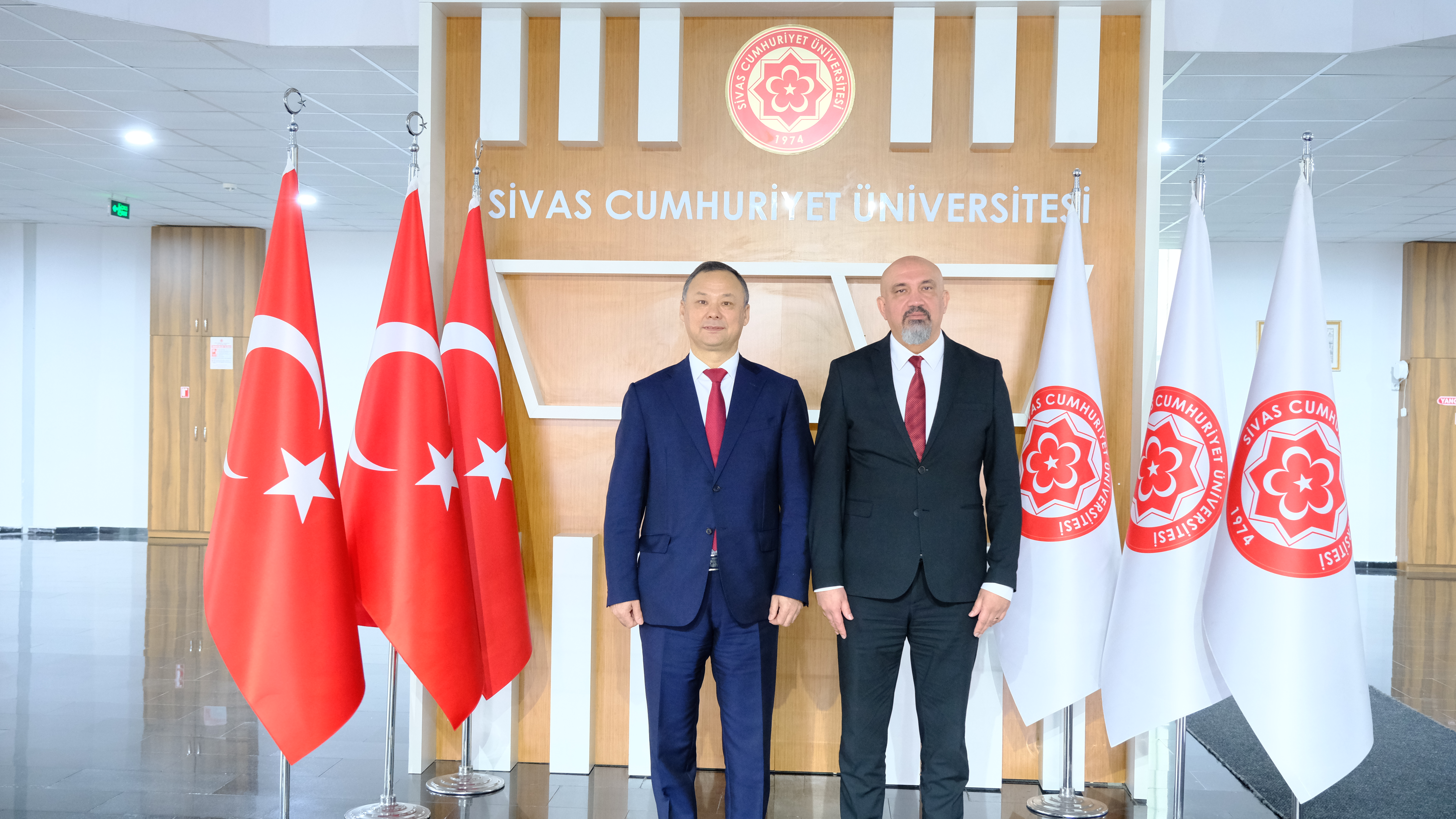 Kırgızistan Ankara Büyükelçisi, Sivas Cumhuriyet Üniversitesi’ni Ziyaret Etti