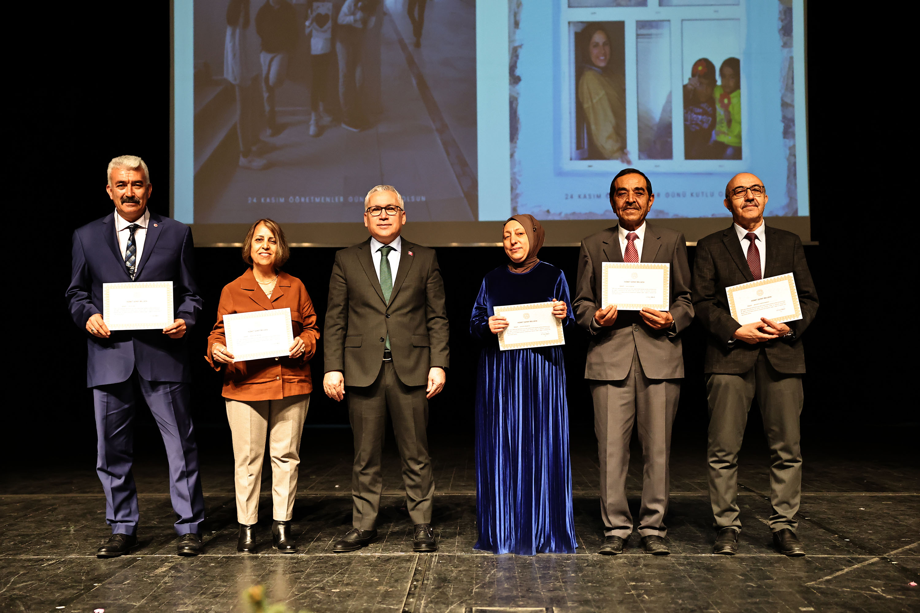 Sivas'ta 24 Kasım Öğretmenler Günü Programı Düzenlendi