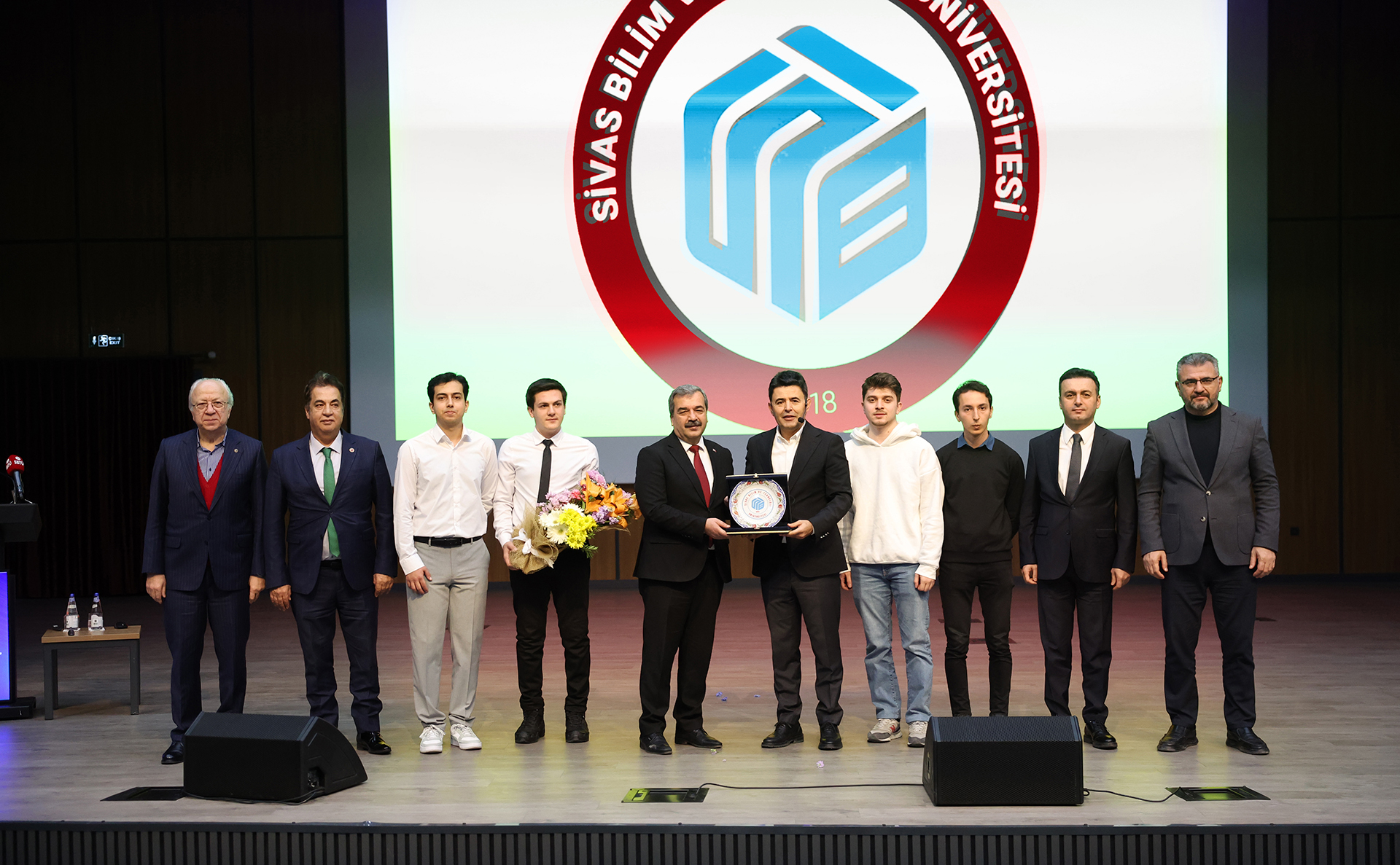 Ulaştırma ve Altyapı Bakan Yardımcısı Osman Boyraz SBTÜ’de Ulaştırma Vizyonunu Anlattı Ulaştırma ve Altyapı Bakan Yardımcısı Osman Boyraz SBTÜ’de Ulaştırma Vizyonunu Anlattı