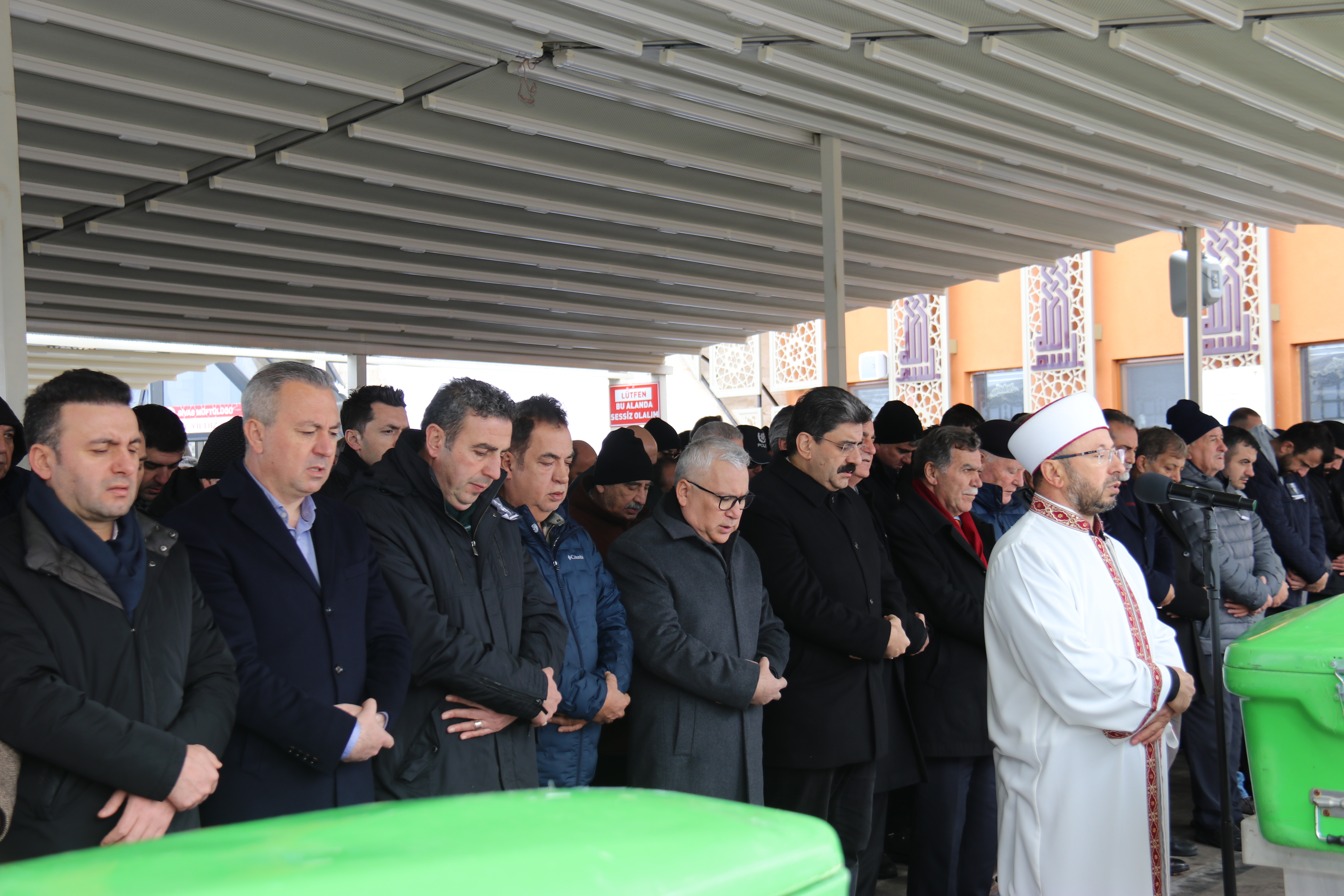 YÜKSEL DEMİRGİL SON YOLCULUĞUNA UĞURLANDI YÜKSEL DEMİRGİL SON YOLCULUĞUNA UĞURLANDI