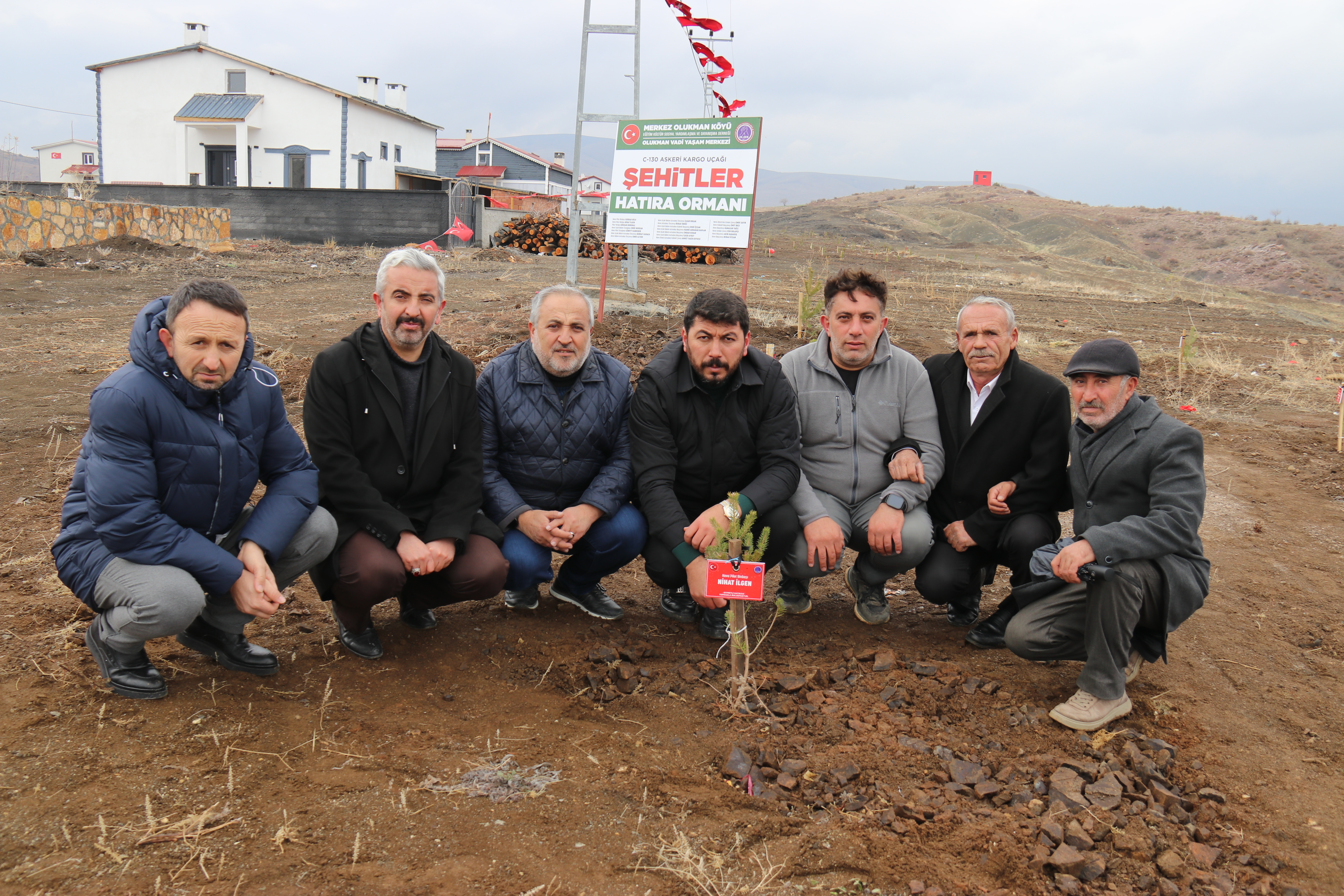 VADİ YAŞAM MERKEZİNDE ŞEHİTLERİN İSİMLERİ FİDANLARA VERİLDİ