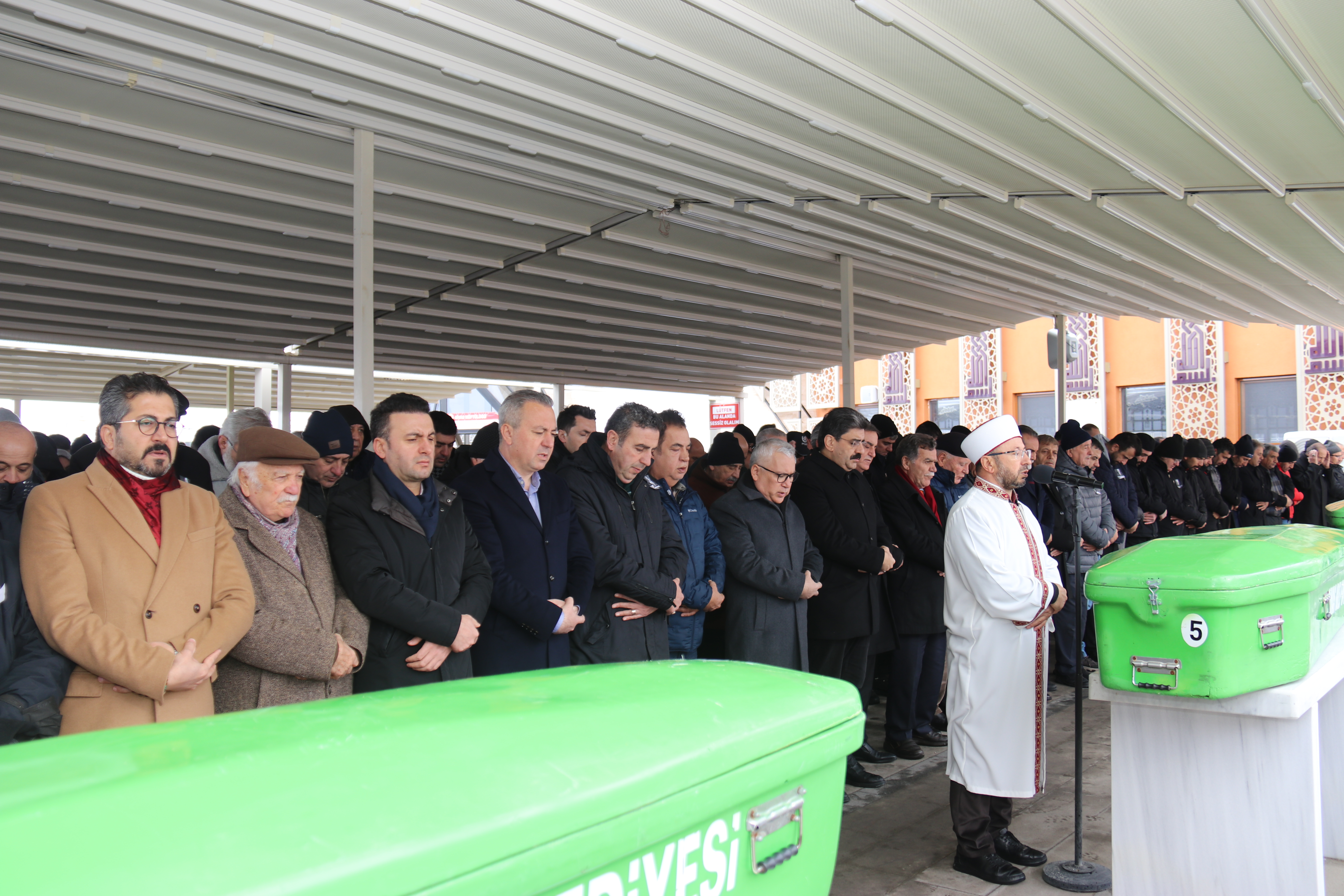 YÜKSEL DEMİRGİL SON YOLCULUĞUNA UĞURLANDI YÜKSEL DEMİRGİL SON YOLCULUĞUNA UĞURLANDI