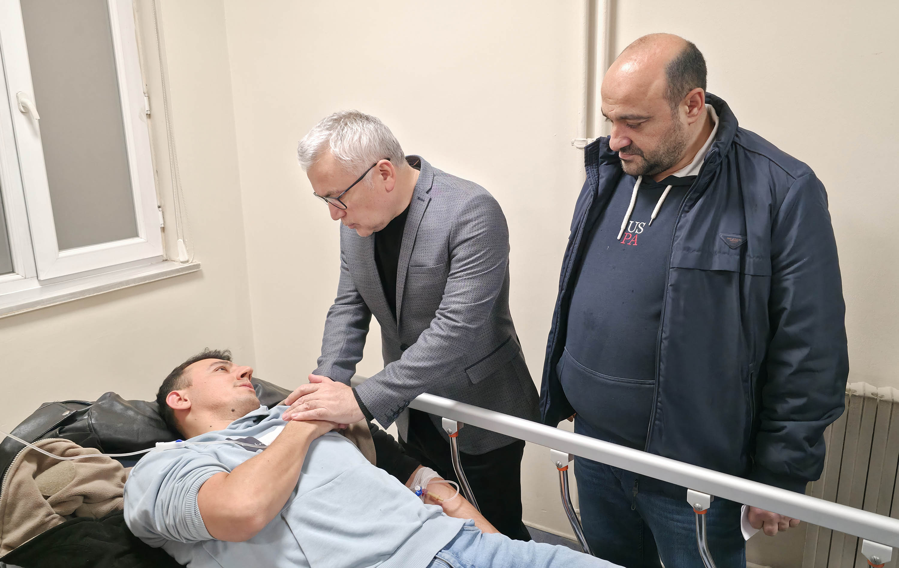 Vali Yılmaz Şimşek, Kazazedeleri Ziyaret Etti