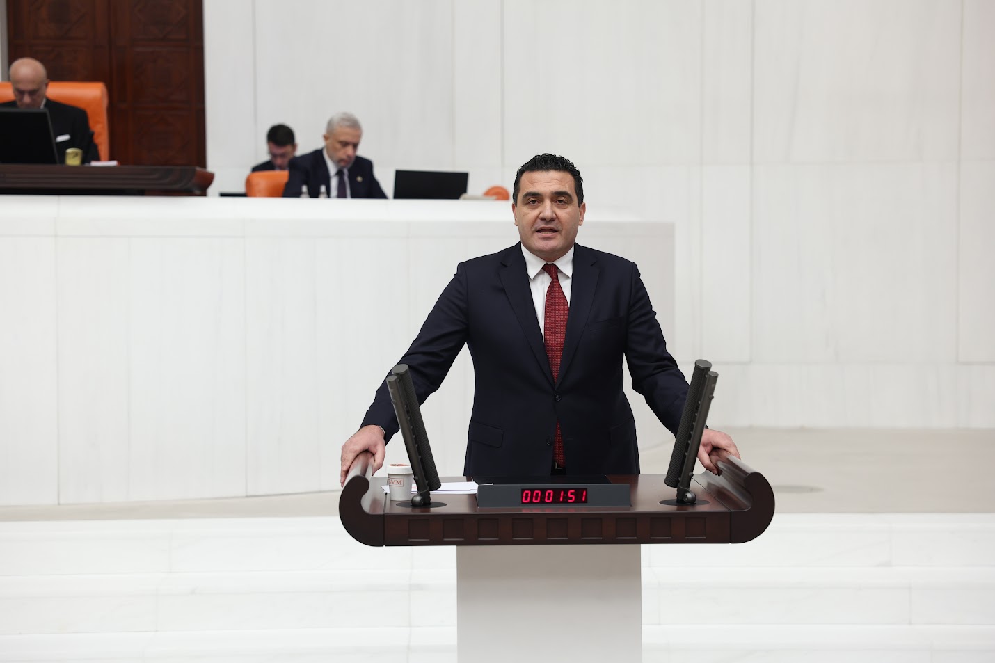 KARASU: MAYASINDA SÖKÜK OLANIN KARAKTERİ DİKİŞ TUTMAZ! KARASU: MAYASINDA SÖKÜK OLANIN KARAKTERİ DİKİŞ TUTMAZ!