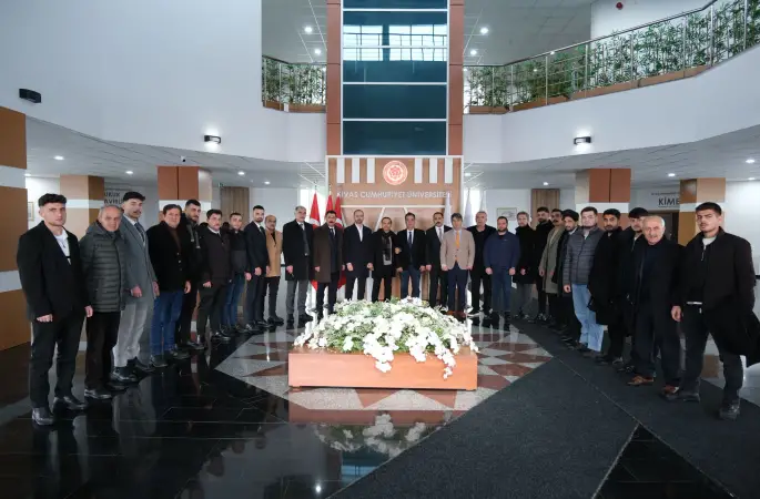 Sivas Milletvekili Ahmet Özyürek'ten Cumhuriyet Üniversitesi Rektörü Prof. Dr. Ahmet Şengönül'e Ziyaret