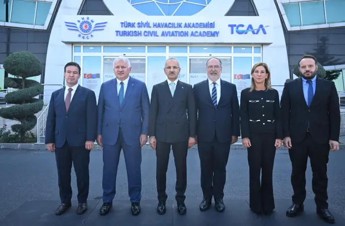 BAKAN URALOĞLU’NDAN SİVAS’A MÜJDE