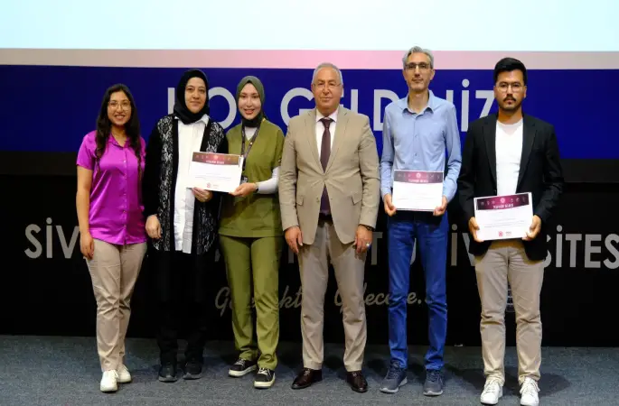 SCÜ’de Öğrenci Başarıları ve Bilimsel Projeler Kutlandı