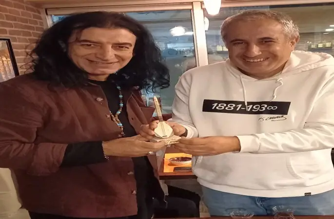 Anadolu Rock Sanatçısı Murat Kekili Sivas'ta konser verdi