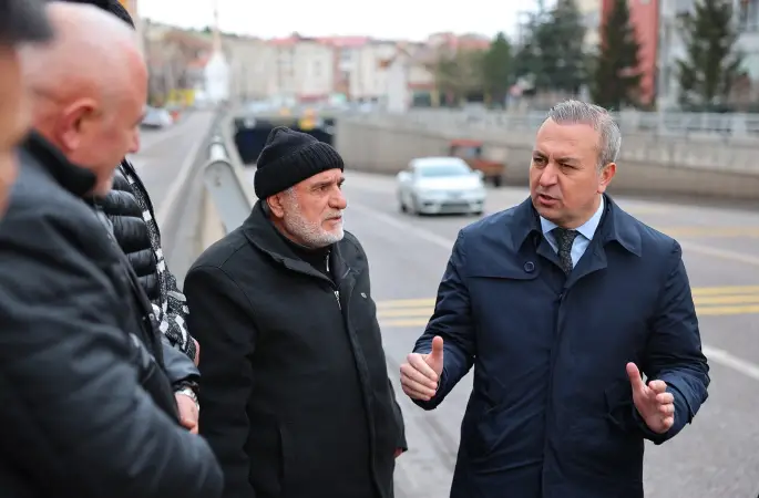 Başkan Uzun İstiklal Alt Geçidini inceledi