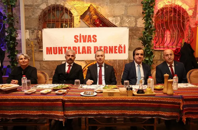 Belediye Başkanı Dr. Adem Uzun, Sivas Muhtarlar Derneği tarafından düzenlenen geleneksel aile buluşmaları programına katıldı