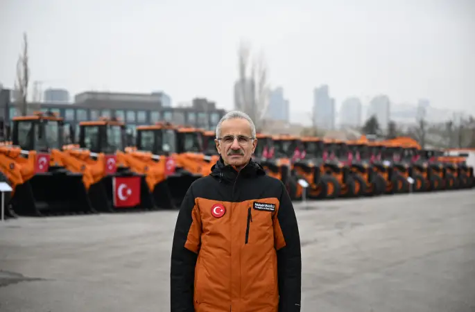 KUVVETLİ KAR YAĞIŞI ÖNLEMLERİ DEVREDE