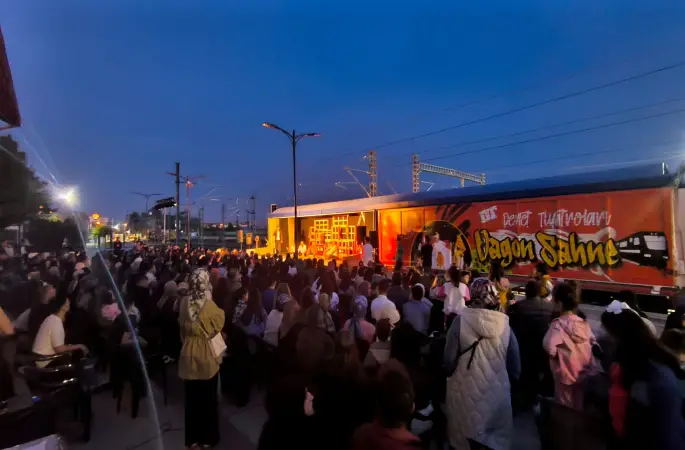 Devlet Tiyatrolarının "Vagon Sahne"si SİVAS’ta Coşkulu Final Yaptı