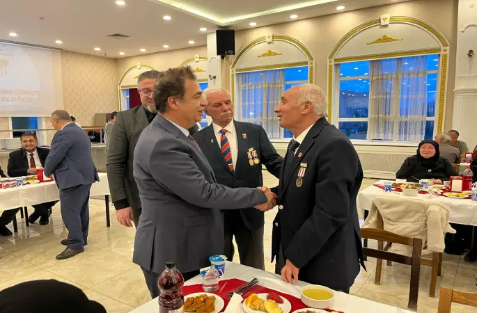 SCÜ Rektörü Şengönül Şehit Aileleri, Gazi ve Ailelerini unutmadı