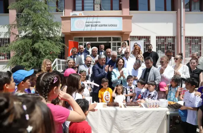 Çankaya Belediyesi’nden miniklere karne günü sürprizi